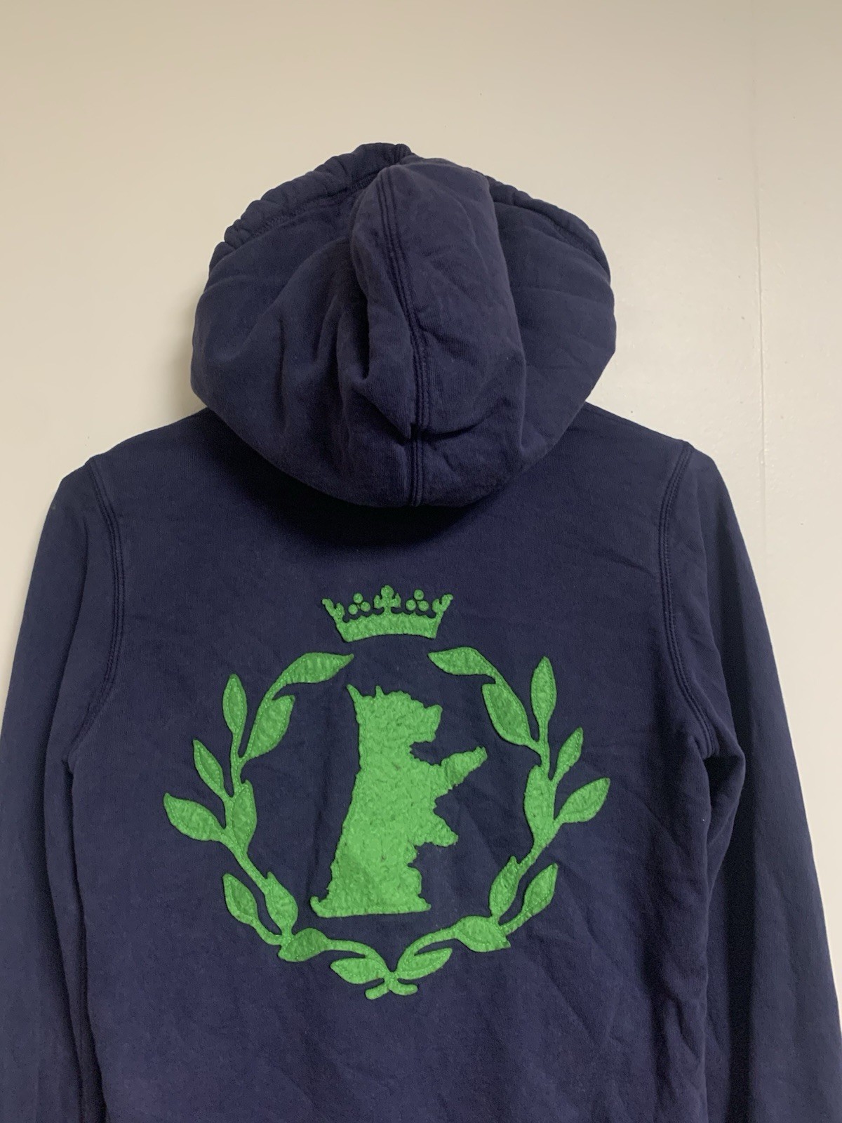 Vintage Y2K Juicy Couture Scottie Crest/ Scottie Shield Back Logo Zip Up Medium