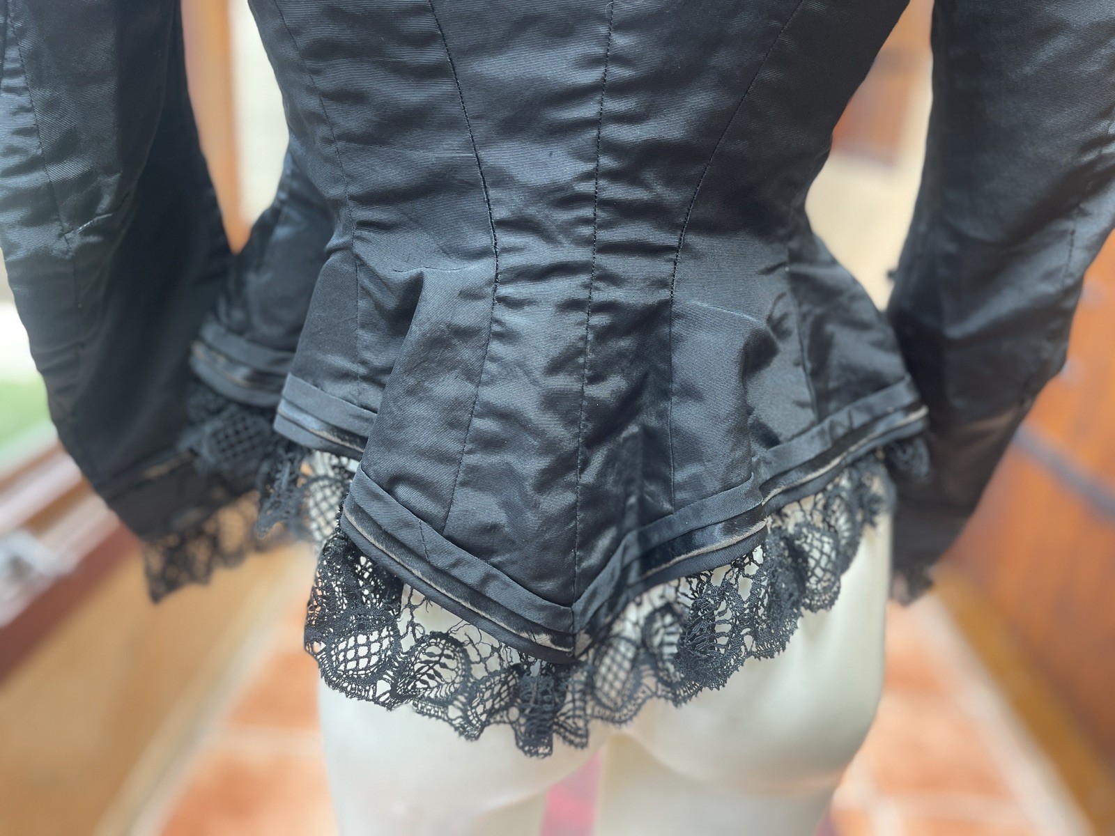 Antique 1880s Victorian Black Silk Bodice XXS AS IS