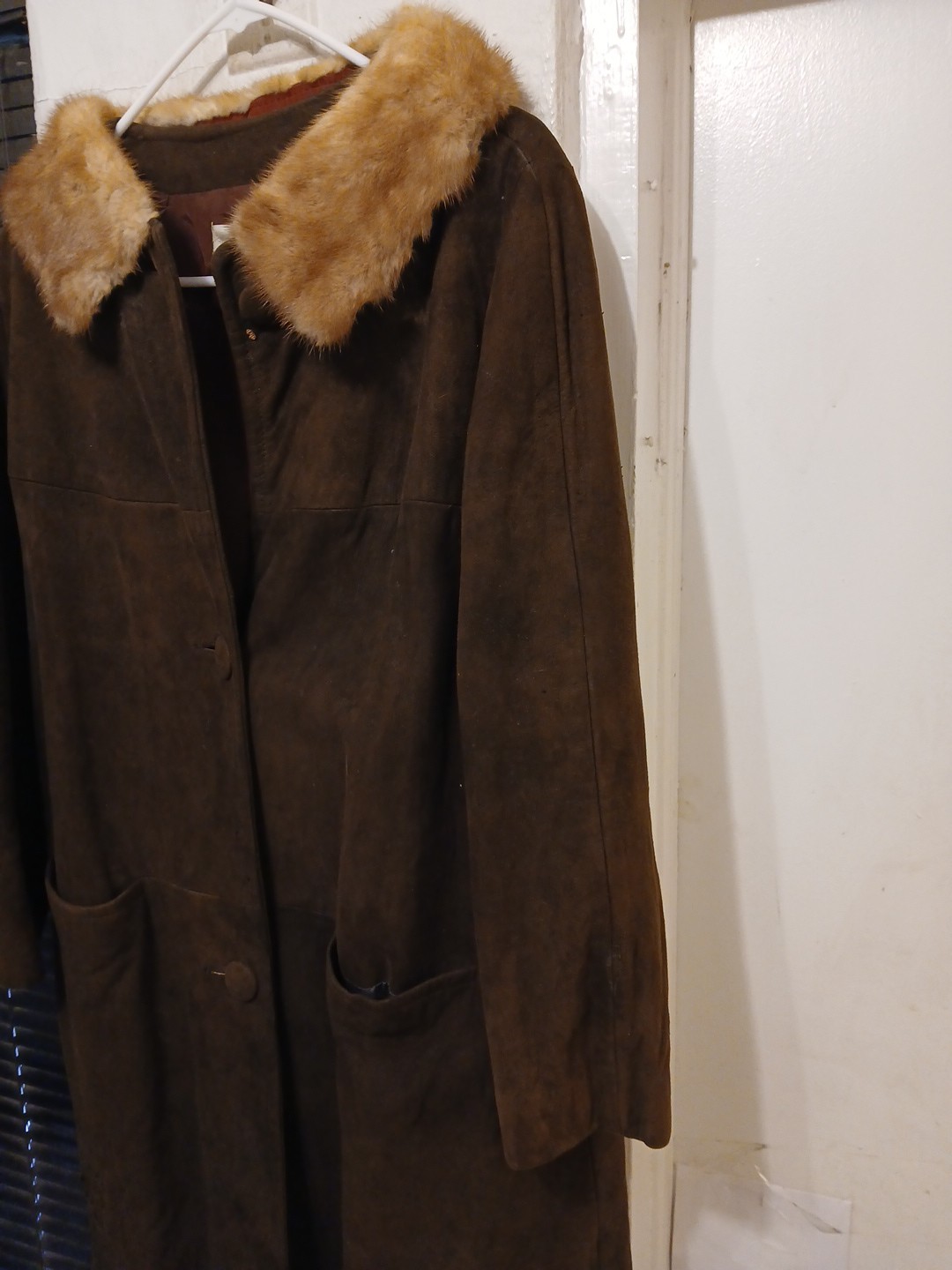 True Vintage Jordan Marsh Suede Leather Coat & Fur Collar Button Up Jacket Sz 16