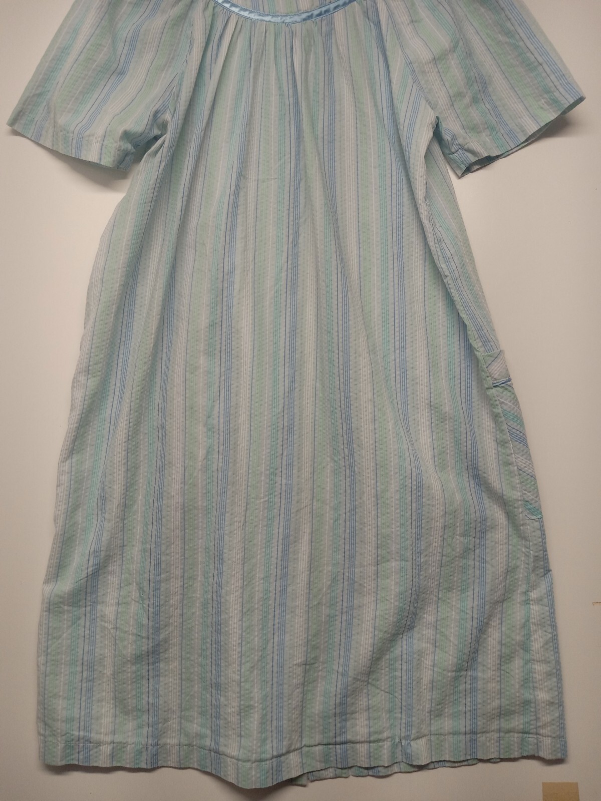 Morning Glory By Jasmine Rose NIGHTGOWN womens Size Small Petite Pastel Blue