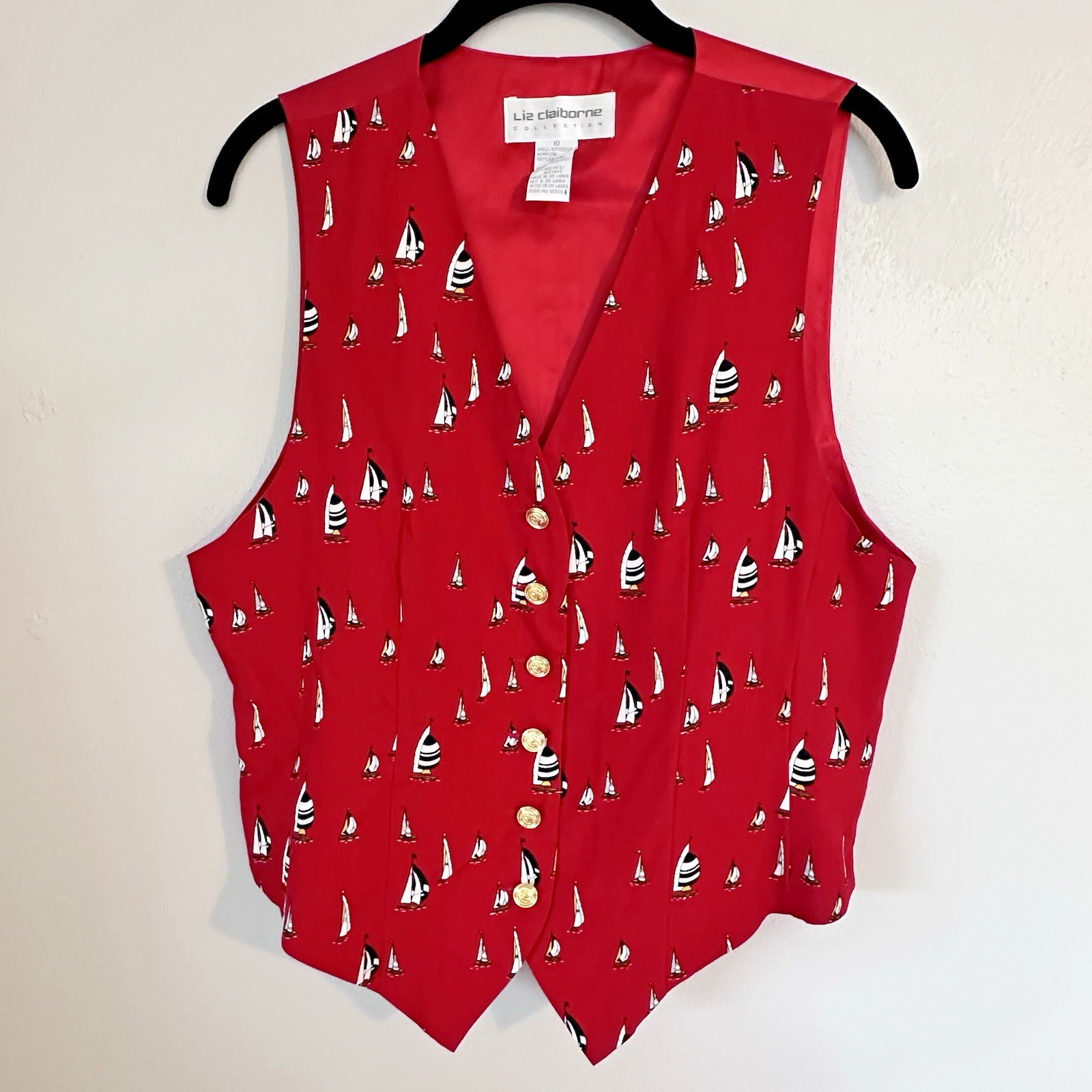1990’s Liz Claiborne Womens Vest Red with Sail Boat print Collection Size 10