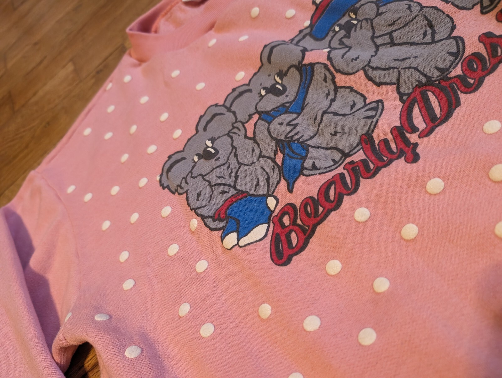 Vtg „Bearly Dressed” Koala Sweatshirt – Medium (?) – Pink Pullover Cute Joke Pun