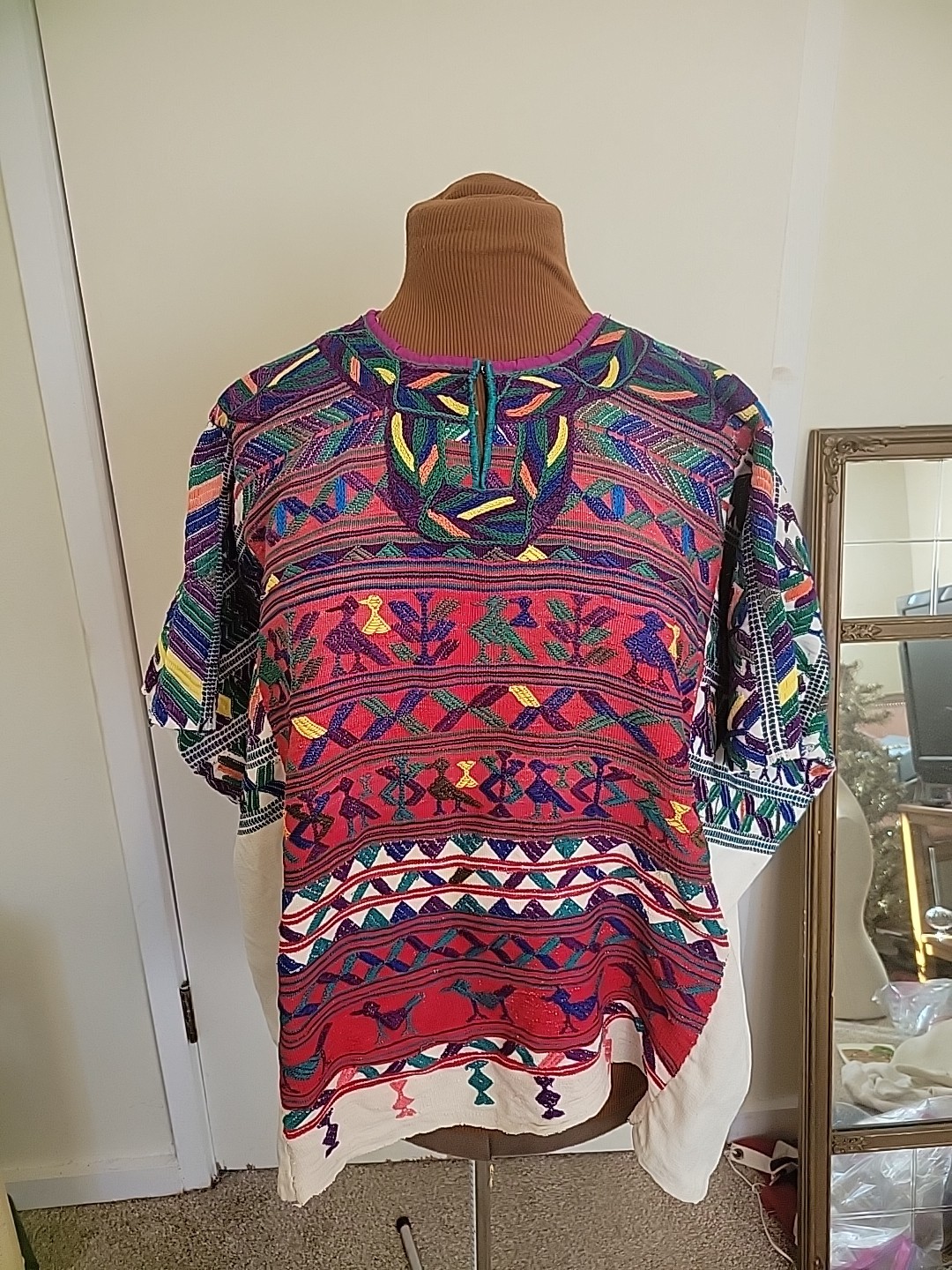 1970s Huipil Guatamalan/Mexican FOLK ART Handloomed Top M/L