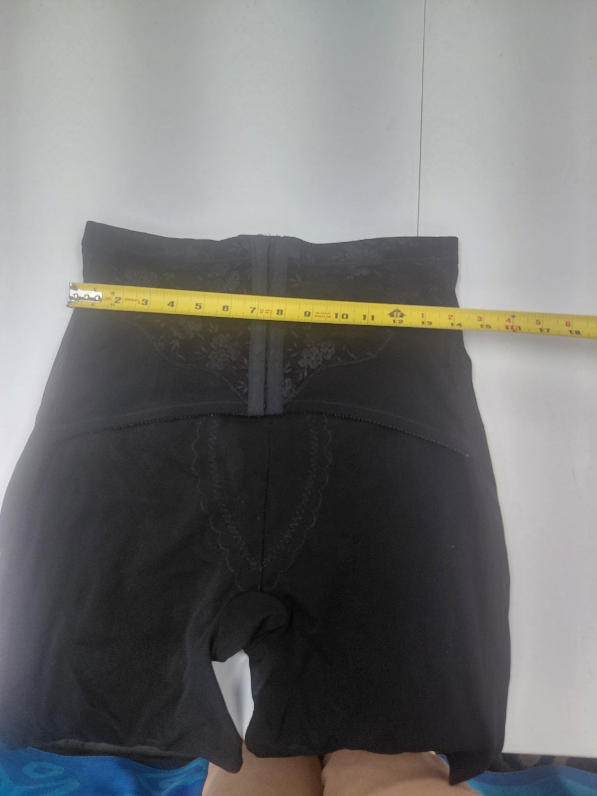 Vintage Crown-nette Black Girdle No Garter Size 40