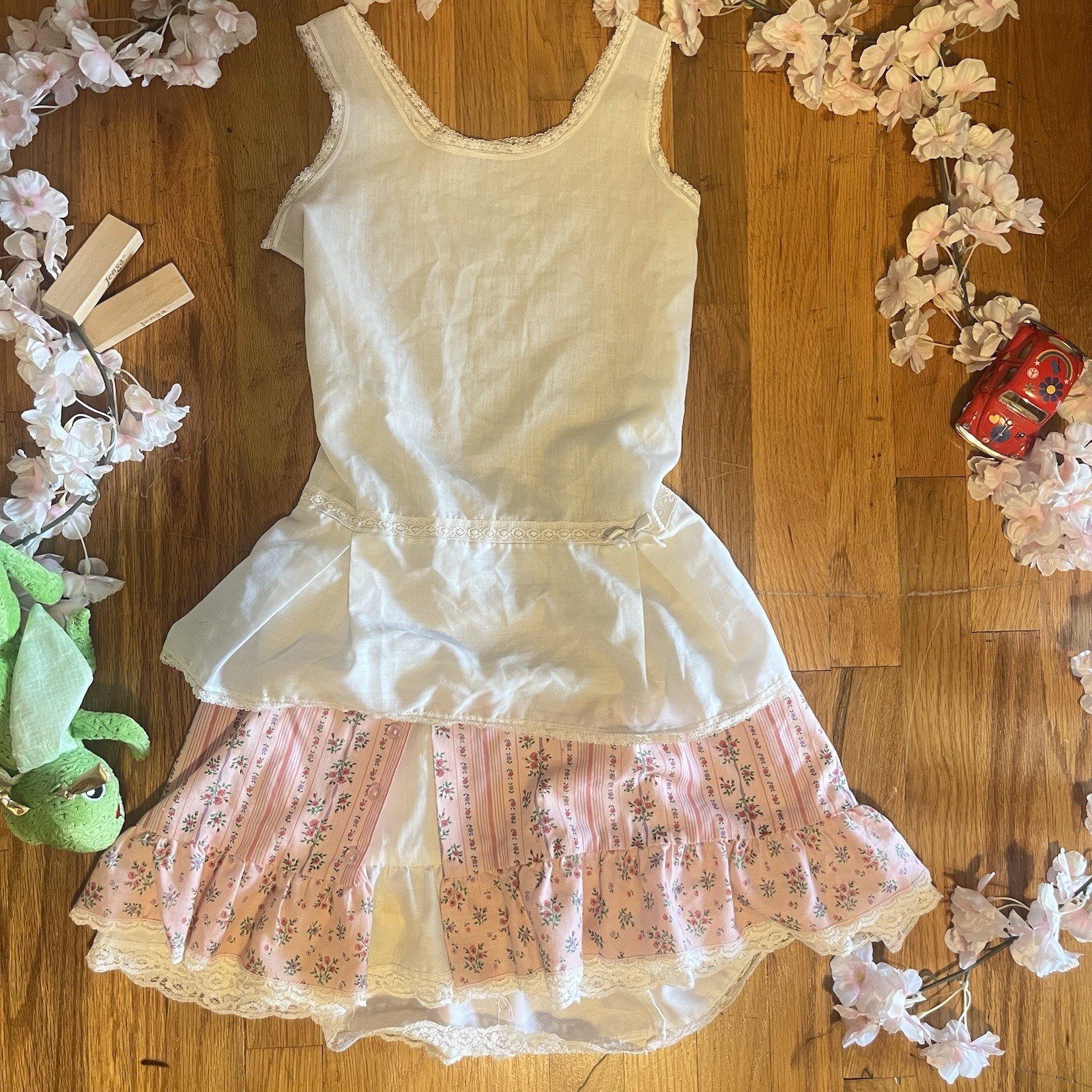 VTG Cottagecore Pink Skirt Sizes 5/6 Praire Floral Lace