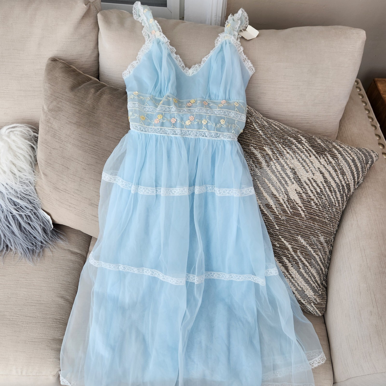 Rare NOS Laros Classic light blue nightie Print Nightgown Size 34 1950’s USA