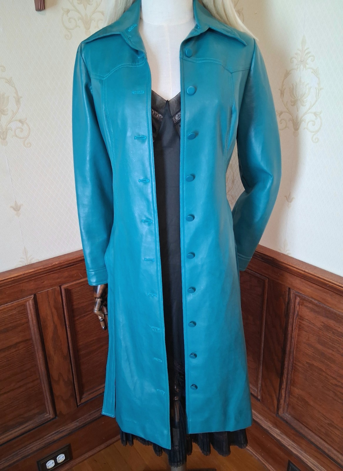 Vintage 1960s 1970s Teal Vegan Leather Dagger Collar Mod Spy Girl Trench Coat