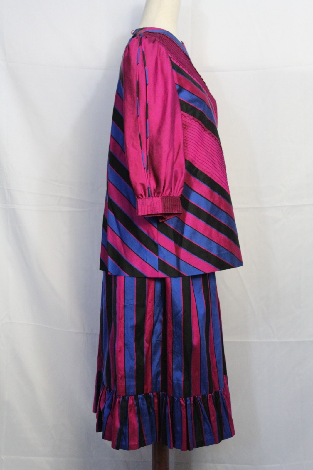 Vintage 1980s 100% Pure Thai Silk 3 Pc Suit Set Handmade Fuchsia Striped Belt