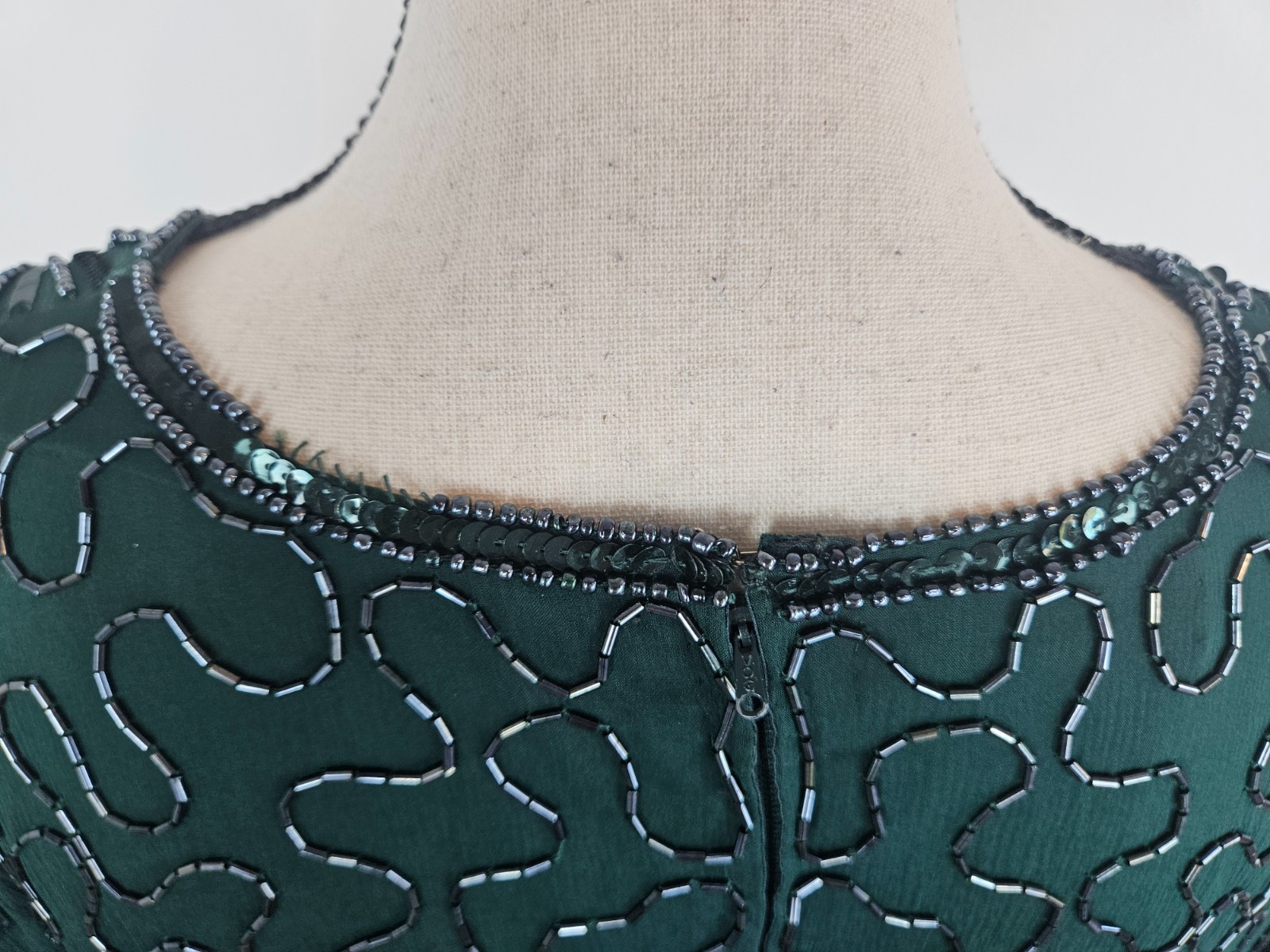 Women’s Vintage Beaded 100% Silk Emerald Green Dress Size 2X