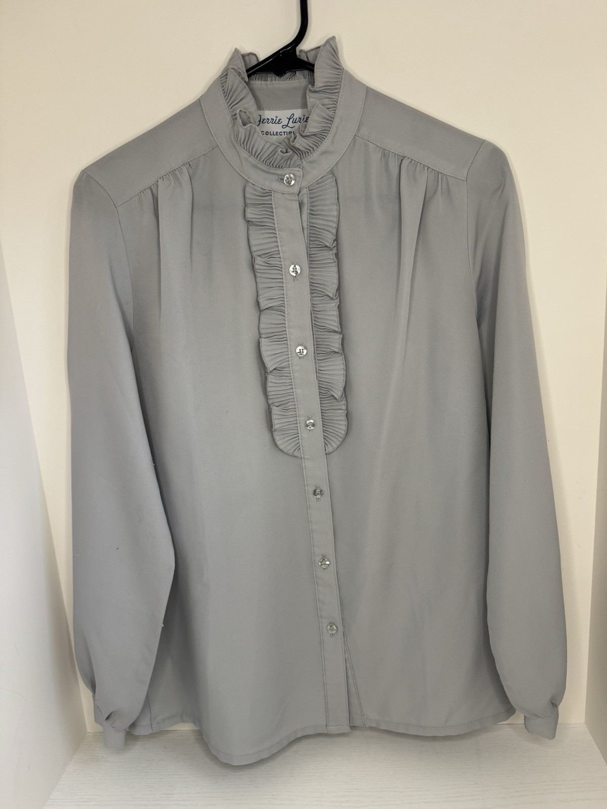 Vintage 70s Jerrie Lurie Collectibles Ruffle Blouse Gray S/M Polyester
