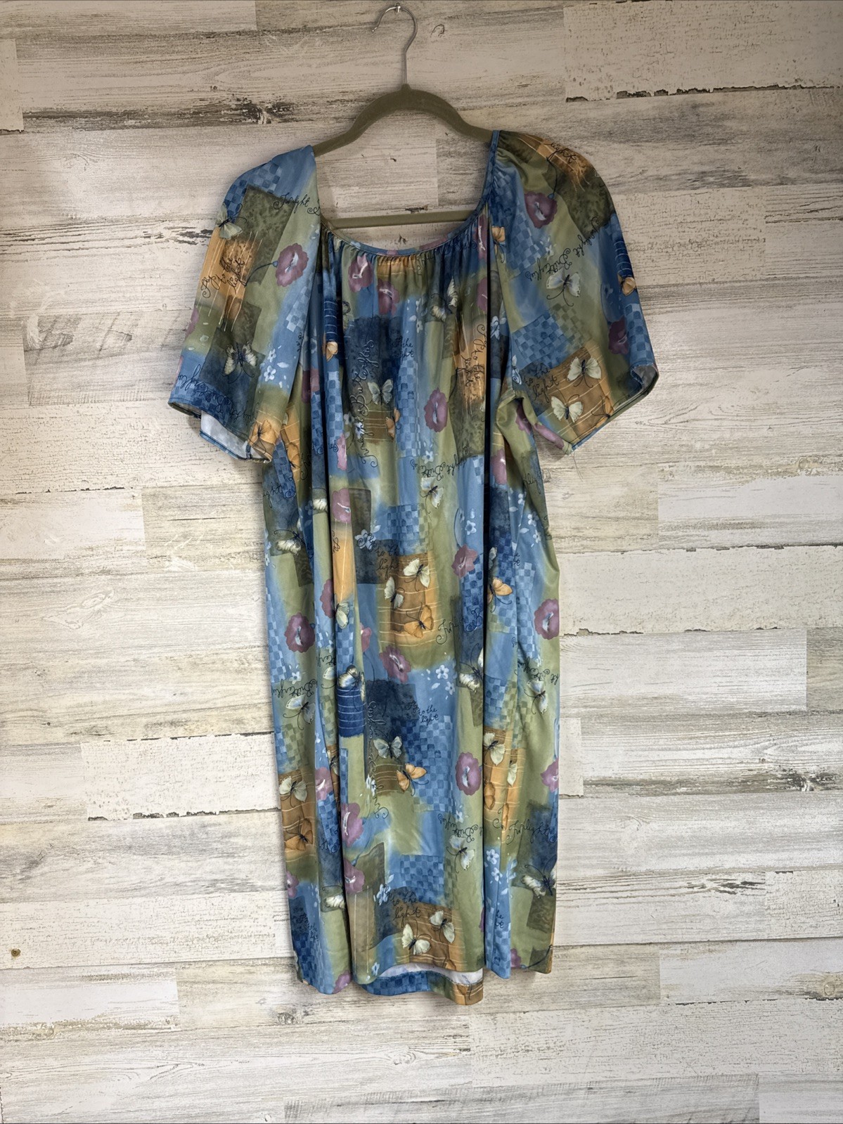 Vintage Carriage Court 100% Polyester, House Dress Nightgown Womens L
