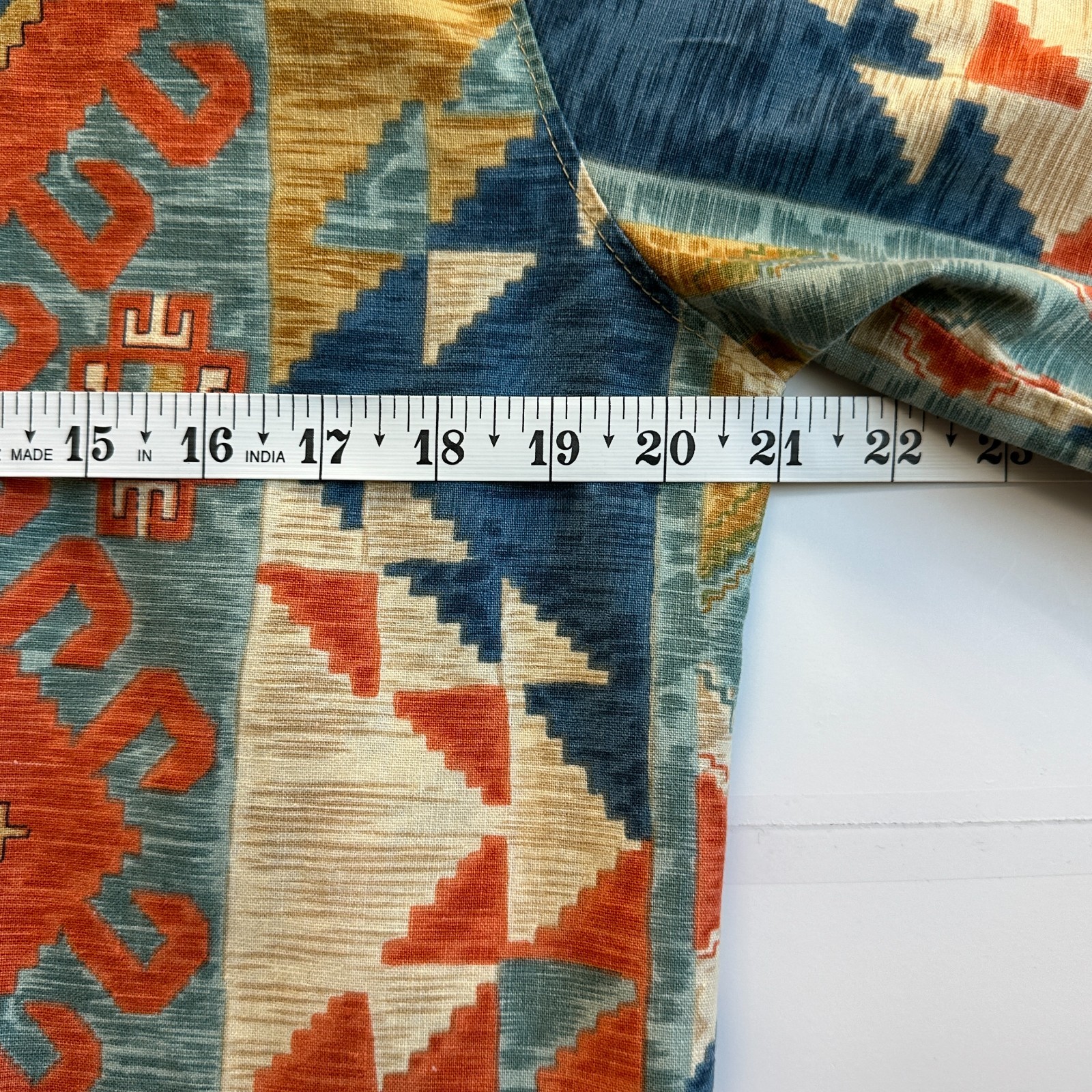 Gotcha Covered Shirt Women’s M VTG 80s Southwest Aztec Tribal Print Made in US