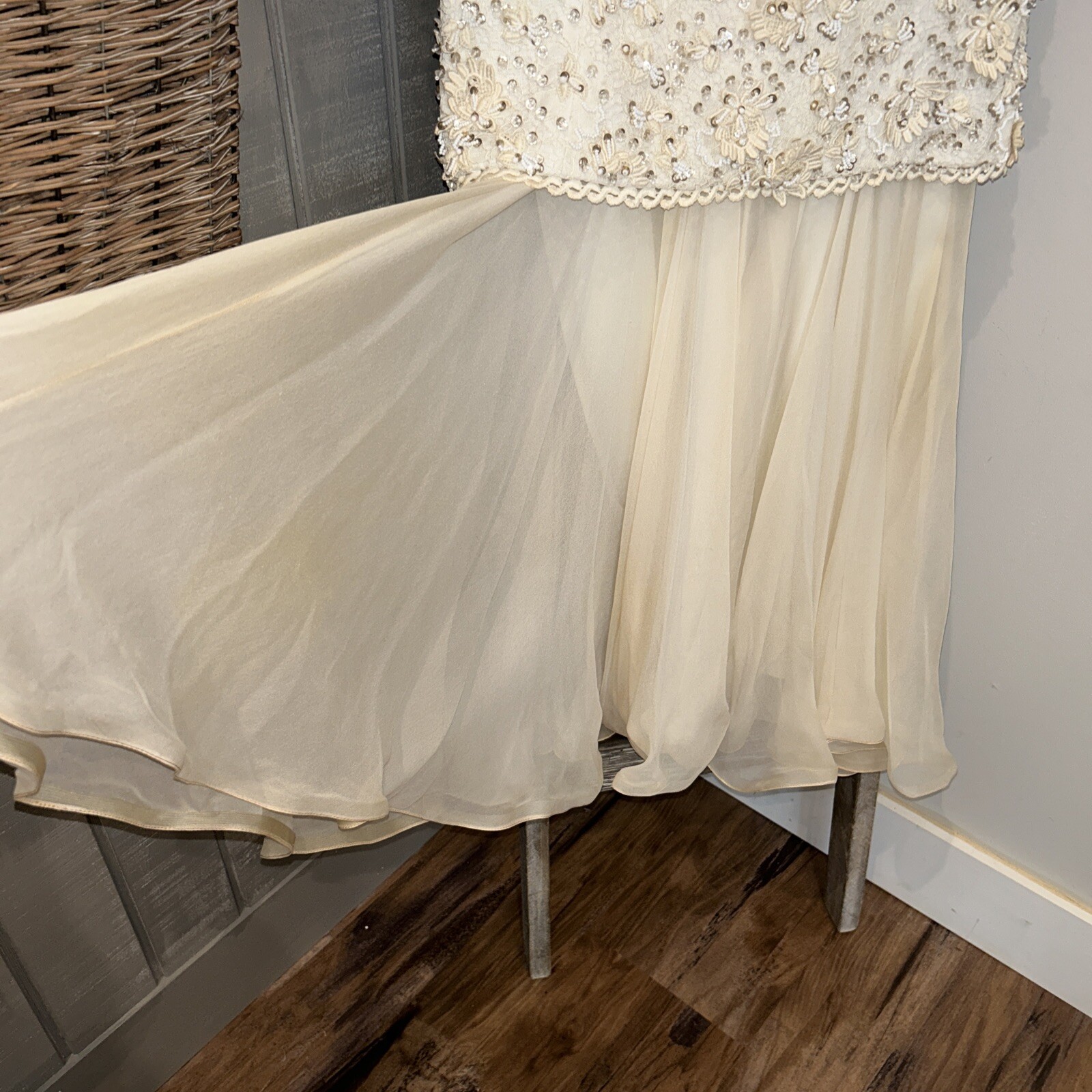 Pat Sandler Chiffon Ivory Cocktail Dress Sequin Lace Top Flowy Bottom S/M