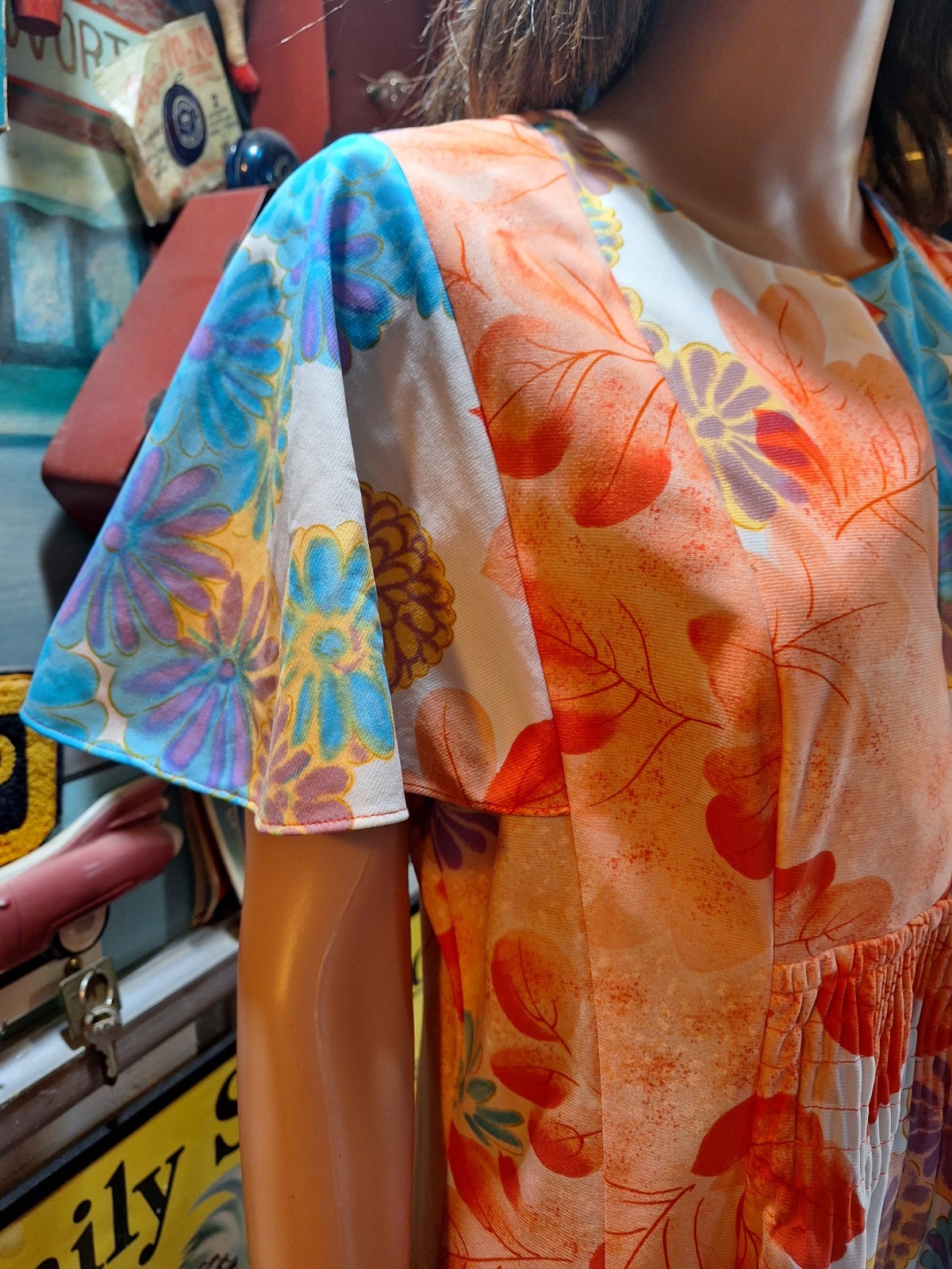 True VTG 1970s MALIHINI HAWAII Mid-century Mod Polyester Maxi Dress Muu Muu L