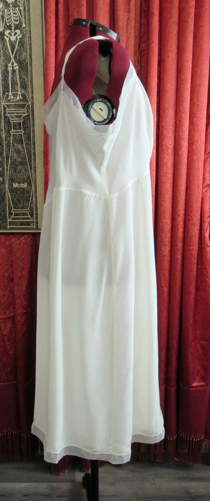 1940s 1950s White Rayon and Chiffon Volup Plus Size Slip Trillium Underthings