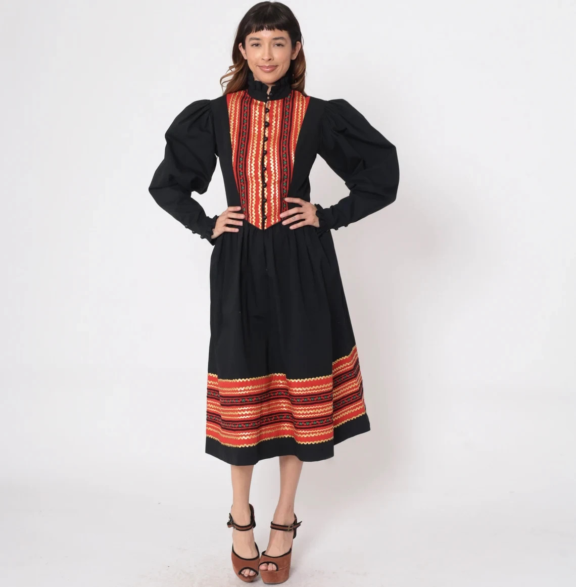 Folk Dress 70s Boho Black Floral Embroidered Long Leg Of Mutton Sleeve Sm/Md LNC