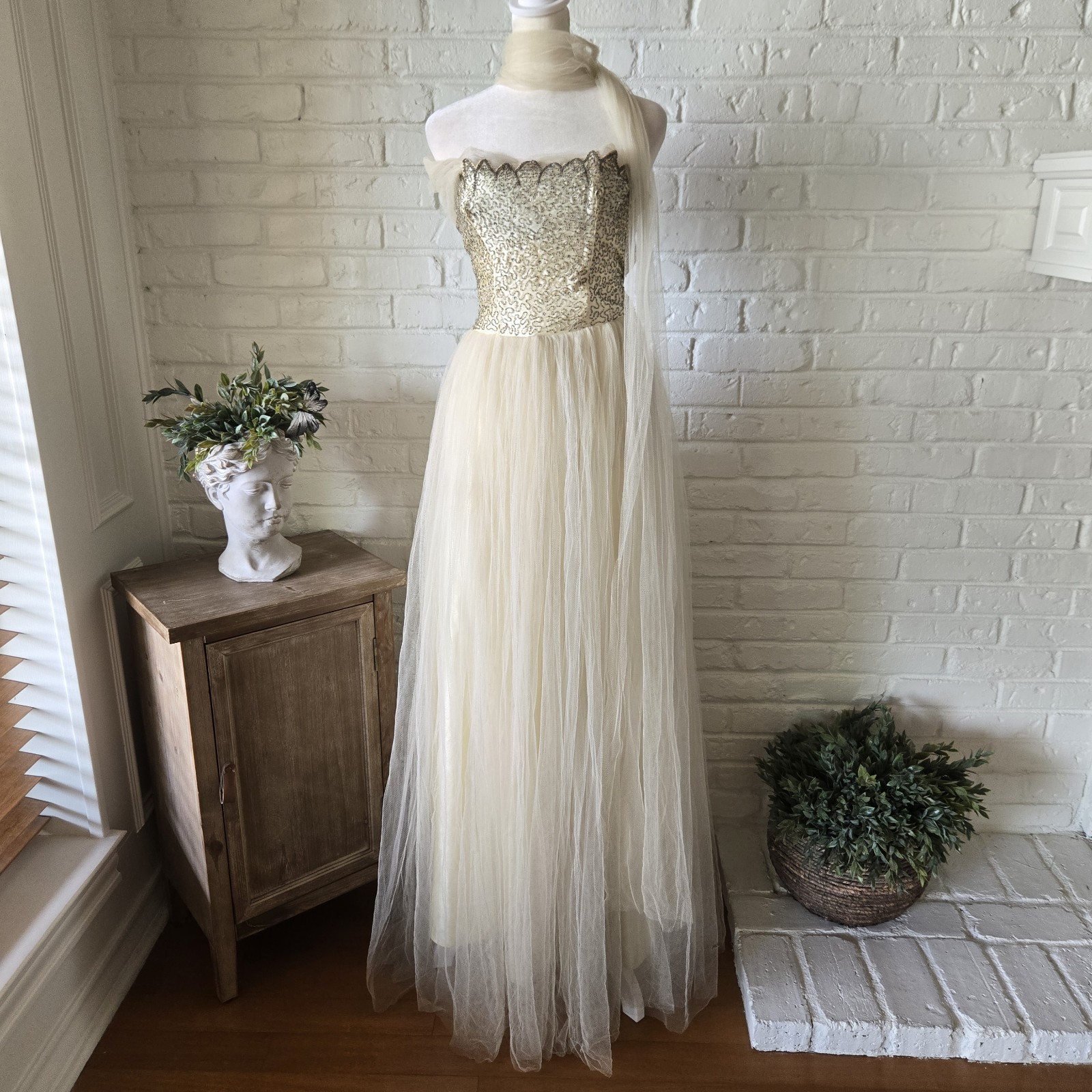 Vtg 1950s Ivory Tulle & Satin Embellished Gown, Party Dress, Wedding, XS/2