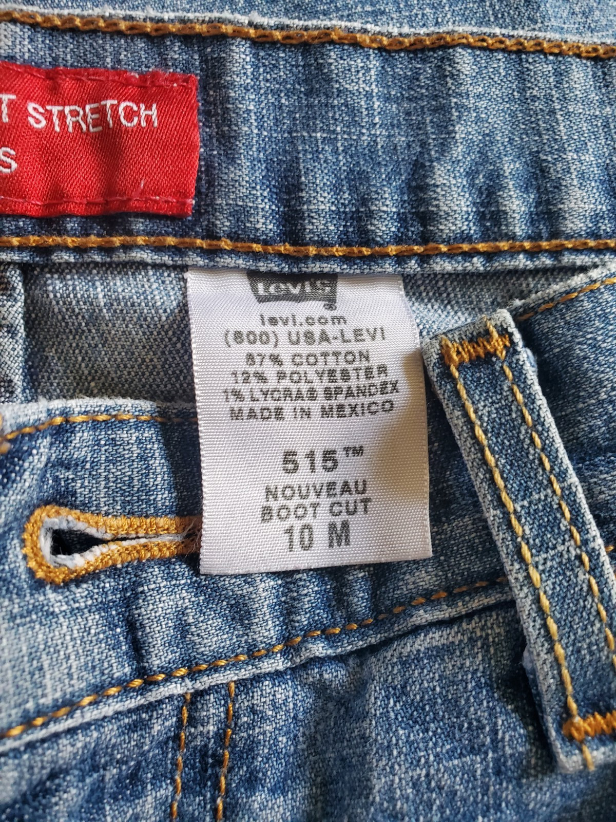 Levi’s Nouveau 515 bootcut woman’s jeans sz 10-Light rinse-thin material