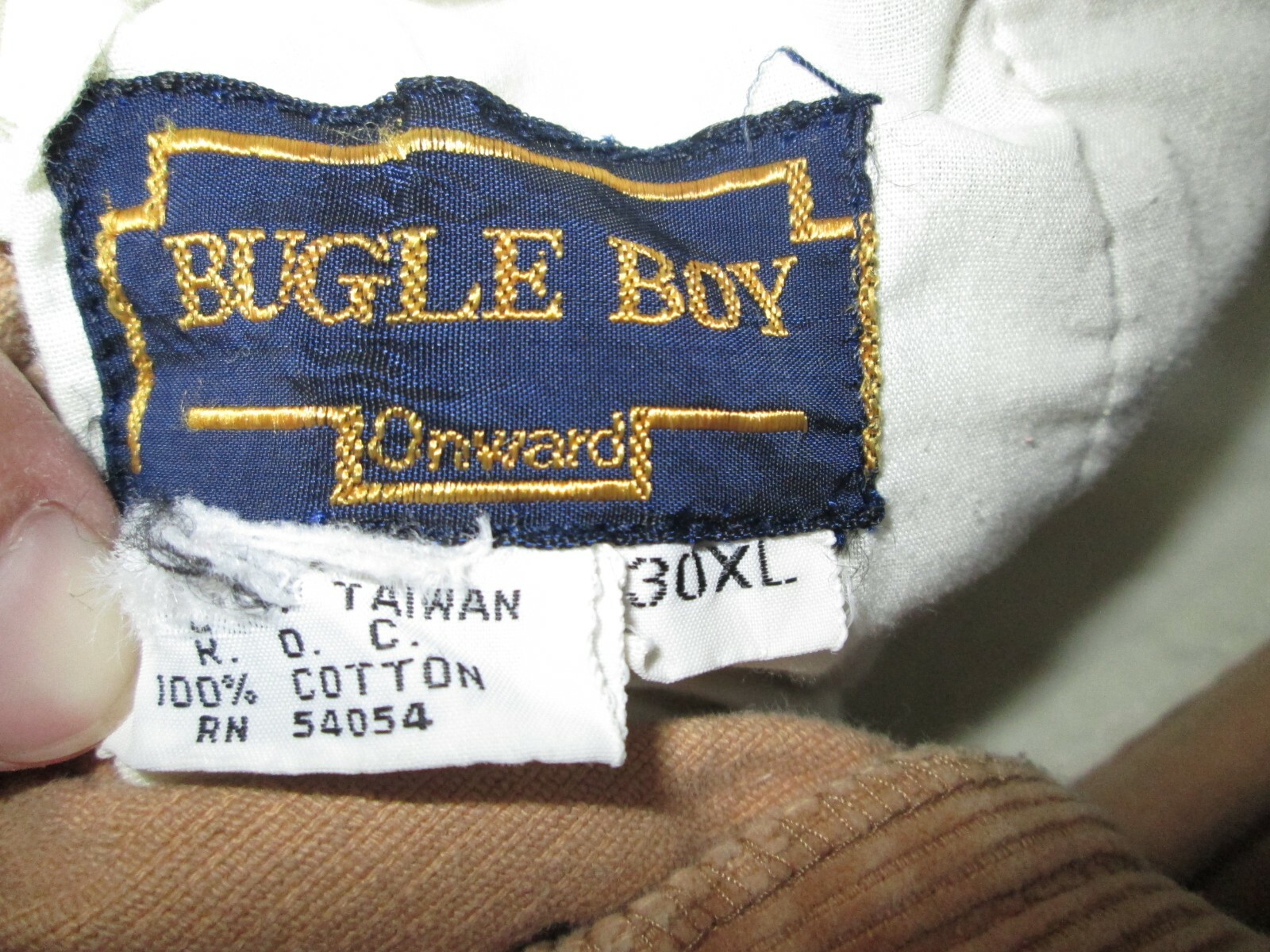VTG Bugle Boy Onward Cropped Pants Capri 28×19 Pleated Corduroy Khaki Parachute