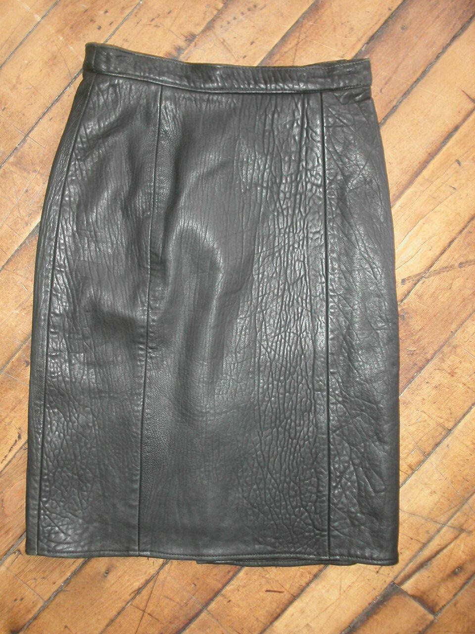 Black leather pencil skirt cowhide 80s Vakko NYC Leathercraft vintage Harley 10