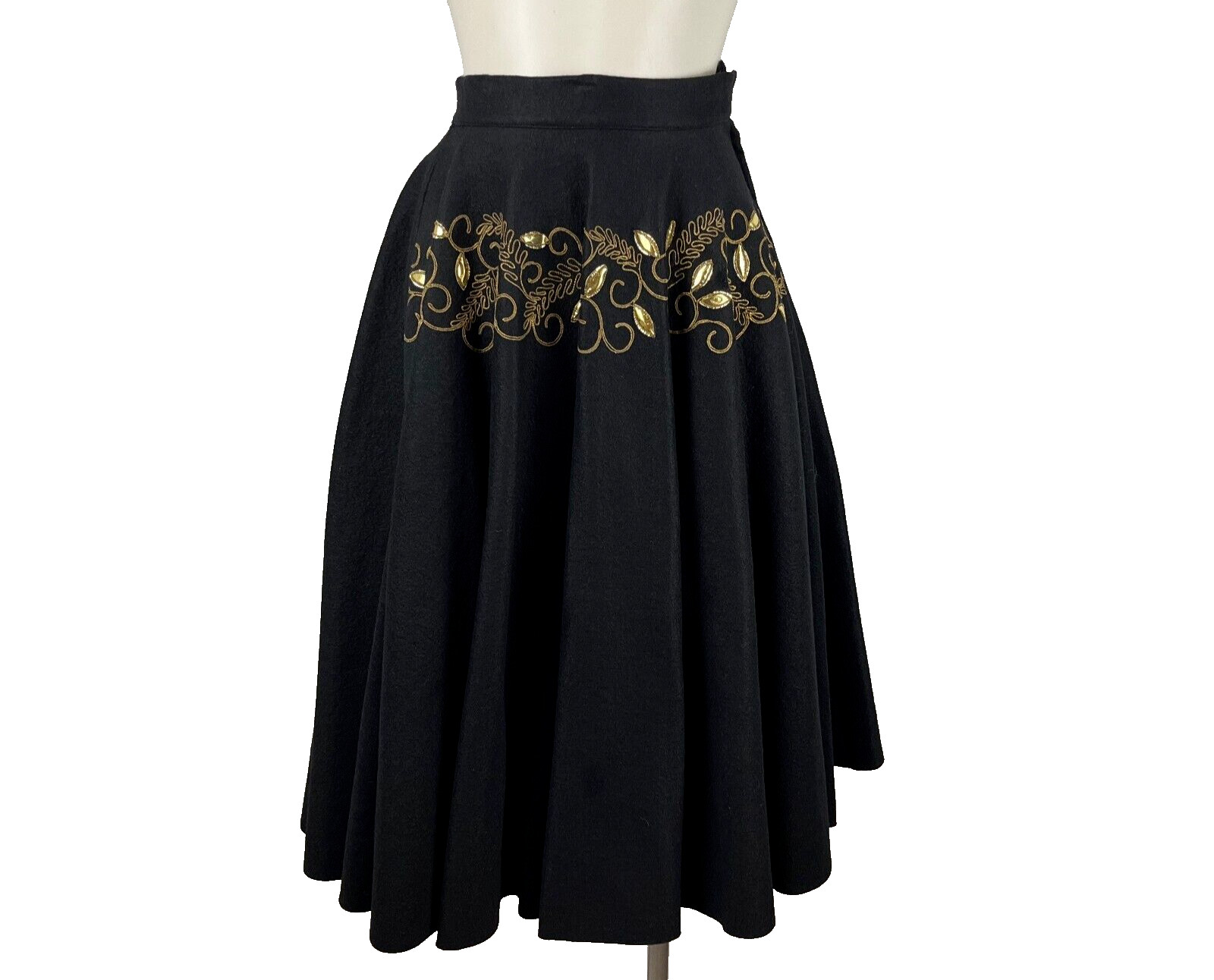 VTG 50s Miss Marilyn Dallas Black Circle Skirt Gold Embroider Applique 24″ Waist