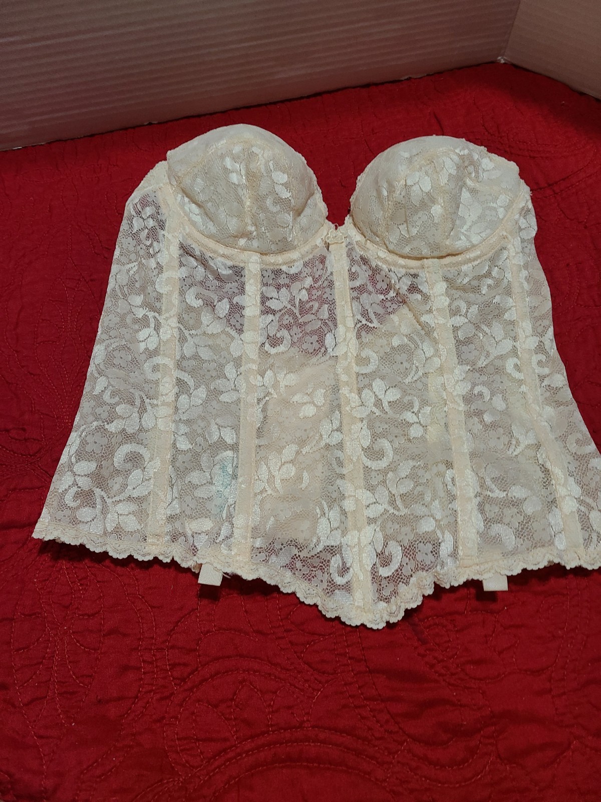 Carnival Vtg Union Tag Bustier Corset Bra Flirty Beige Lace Sz 34B 1960-1970