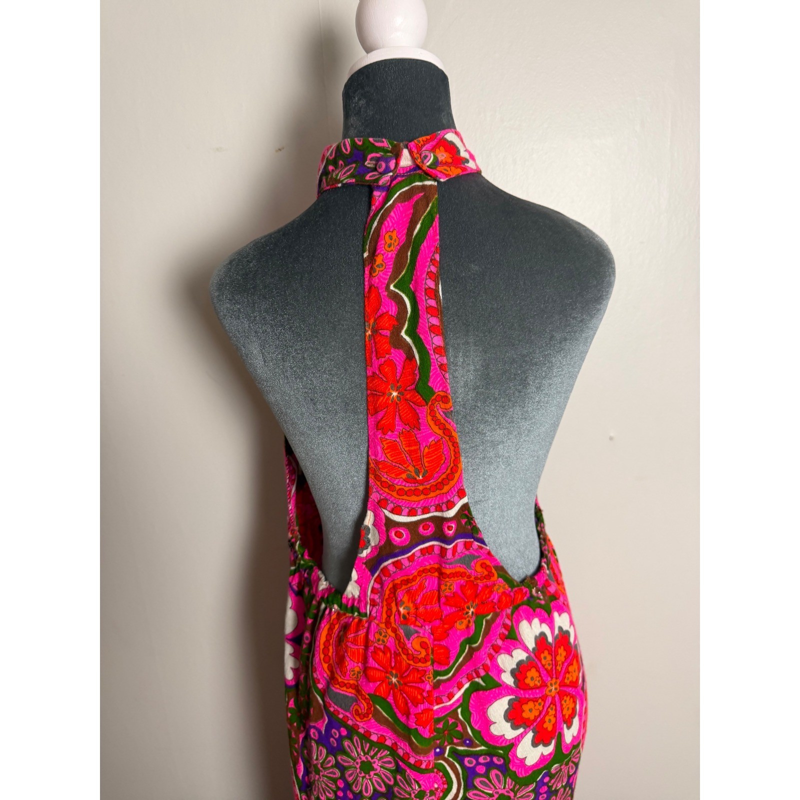 Vintage 70s Psychedelic Paisley Floral Halter Maxi Dress hippie boho 60’s pink