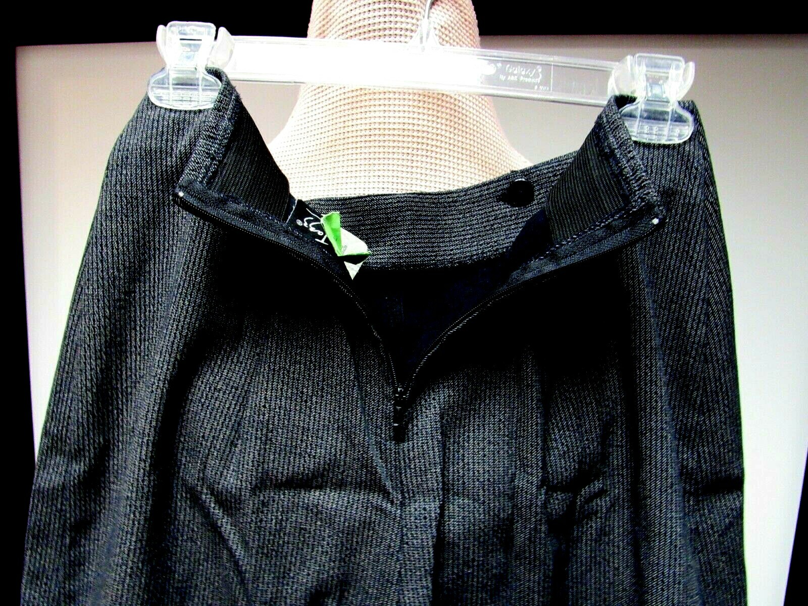 VTG ALL THAT JAZZ Flat Front Skort Shorts Pinstripe Charcoal Gray Black 9/10 EUC
