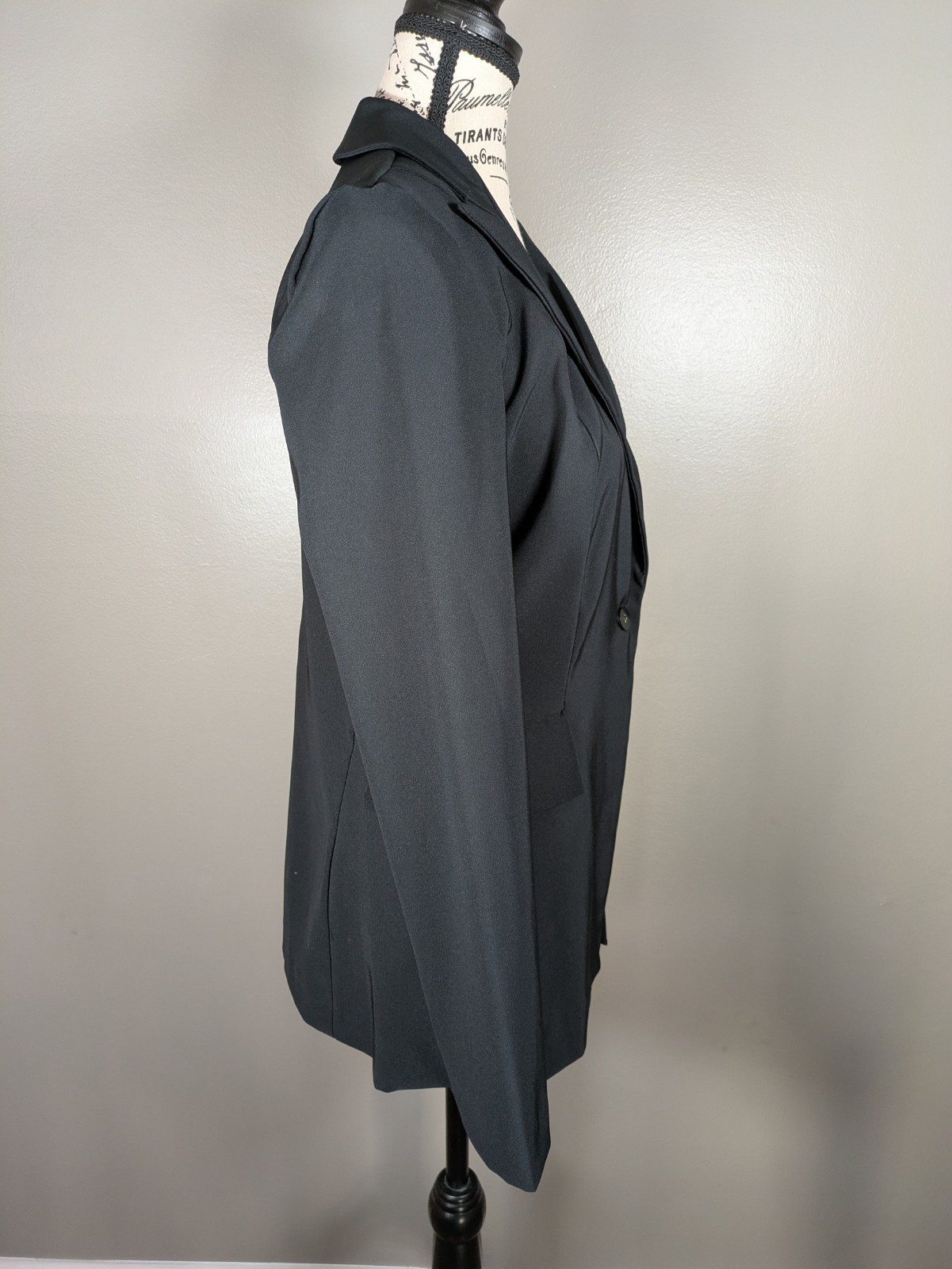 Vintage Women’s Polyester Blazer – Size Small – Single Button – Shoulder Pads