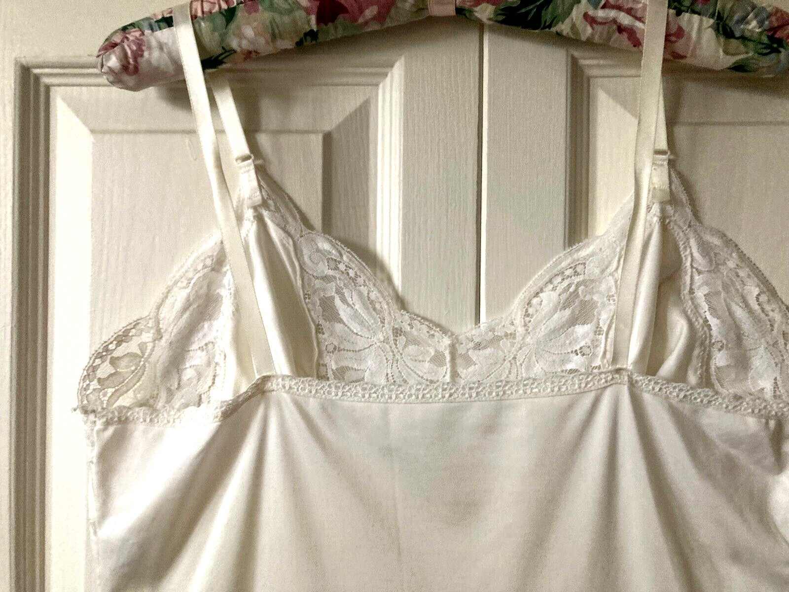 Wonder Maid Non-Cling White Full Slip w/Bodice&Hem Lace Size 34 T (Style 2996)