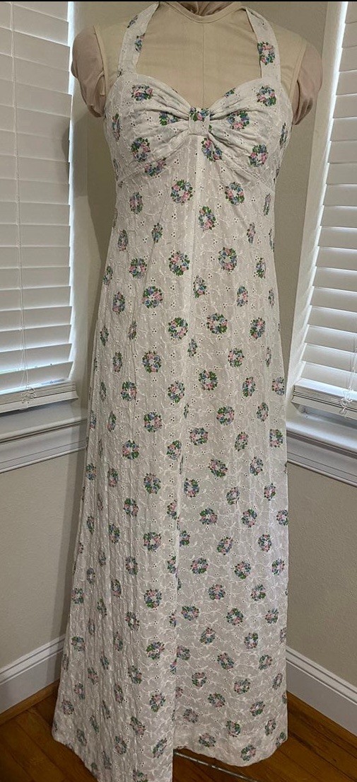 Vtg 1970’s Boho Festival Hippie Prairie White Eyelet Maxi Dress Halter Floral S
