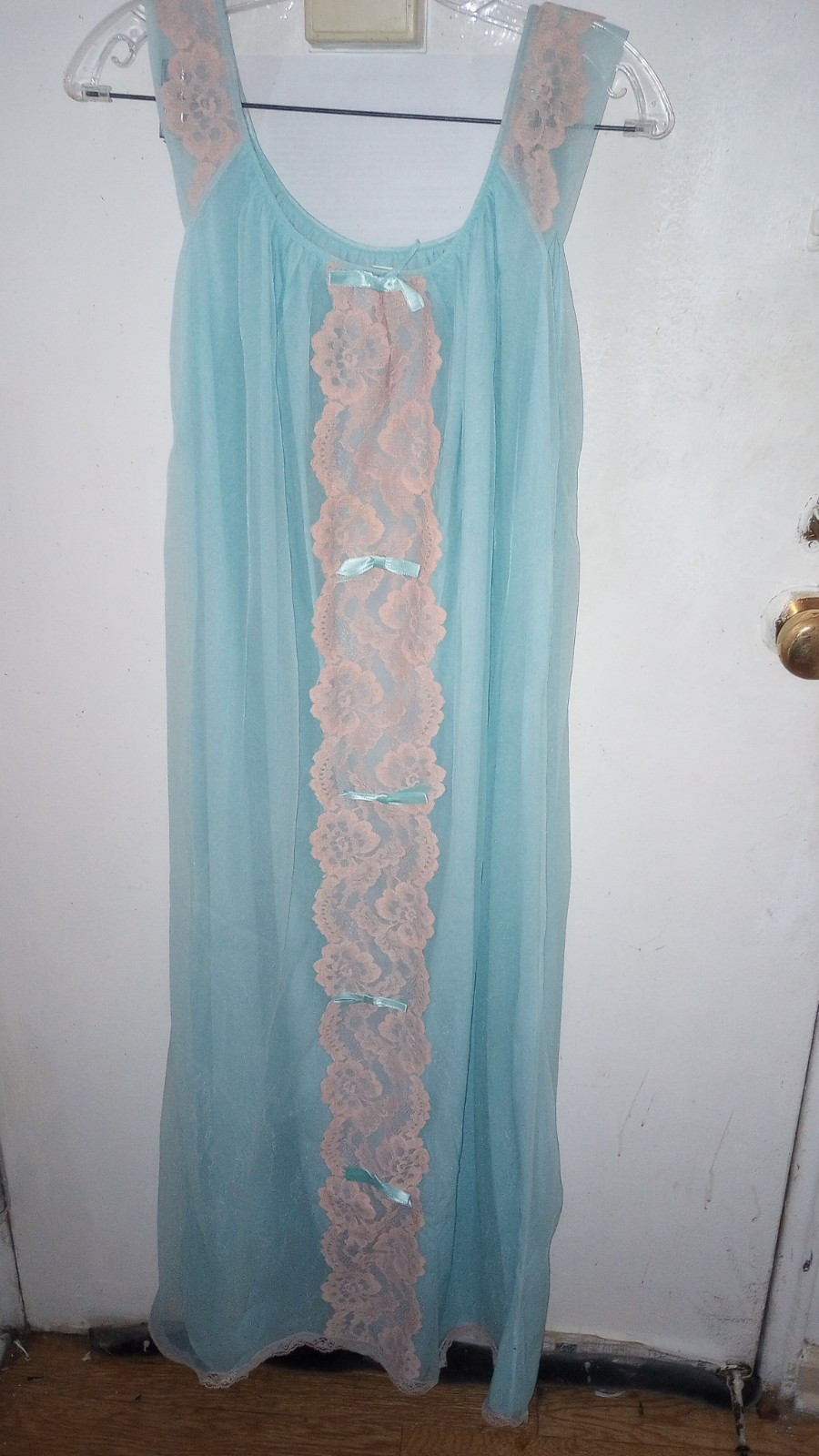 Vintage Avian LINGERIE Nylon Chiffon Nightgown Aqua Lace Sz. Large New Exquisite