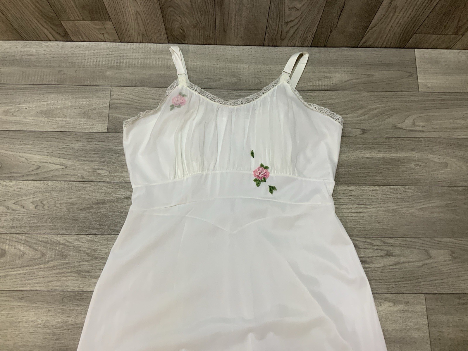 Vintage LAROS Full Sheer Slip Night Dress Gown Applique Flowers Size 38