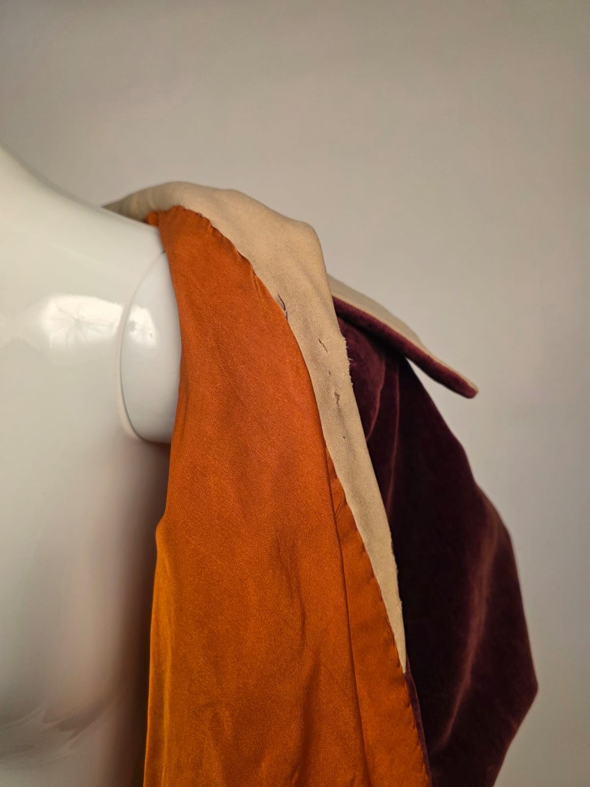 OVERSIZED EDWARDIAN VELVET JACKET W BIG BUTTON FRONT + BLONDE WOOL COLLAR