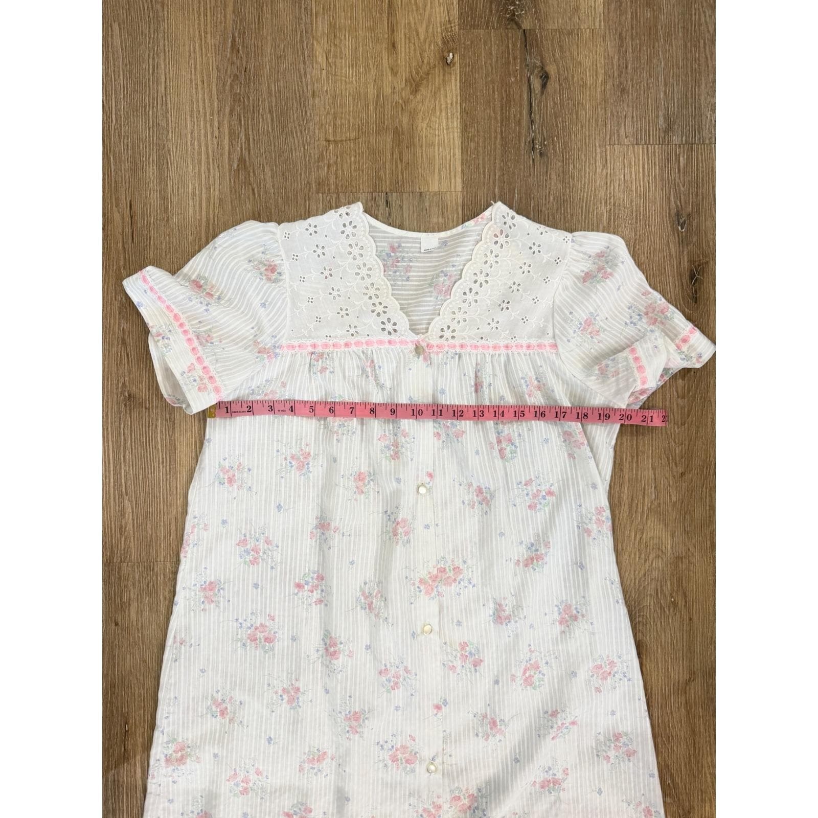 Sears VTG Floral Eyelet Lace Nightgown Women M White Pink Housecoat USA Coquette
