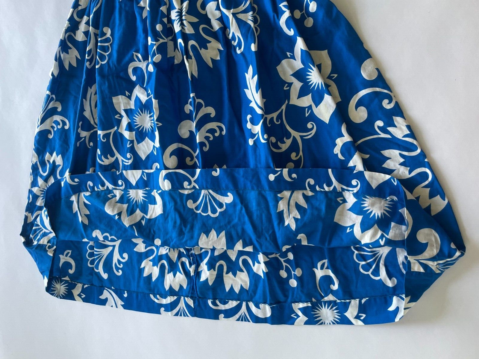 Vintage 1950s Waltah Clarke’s Hawaiian Blue Hibiscus Dress Bow Sm Md S/M