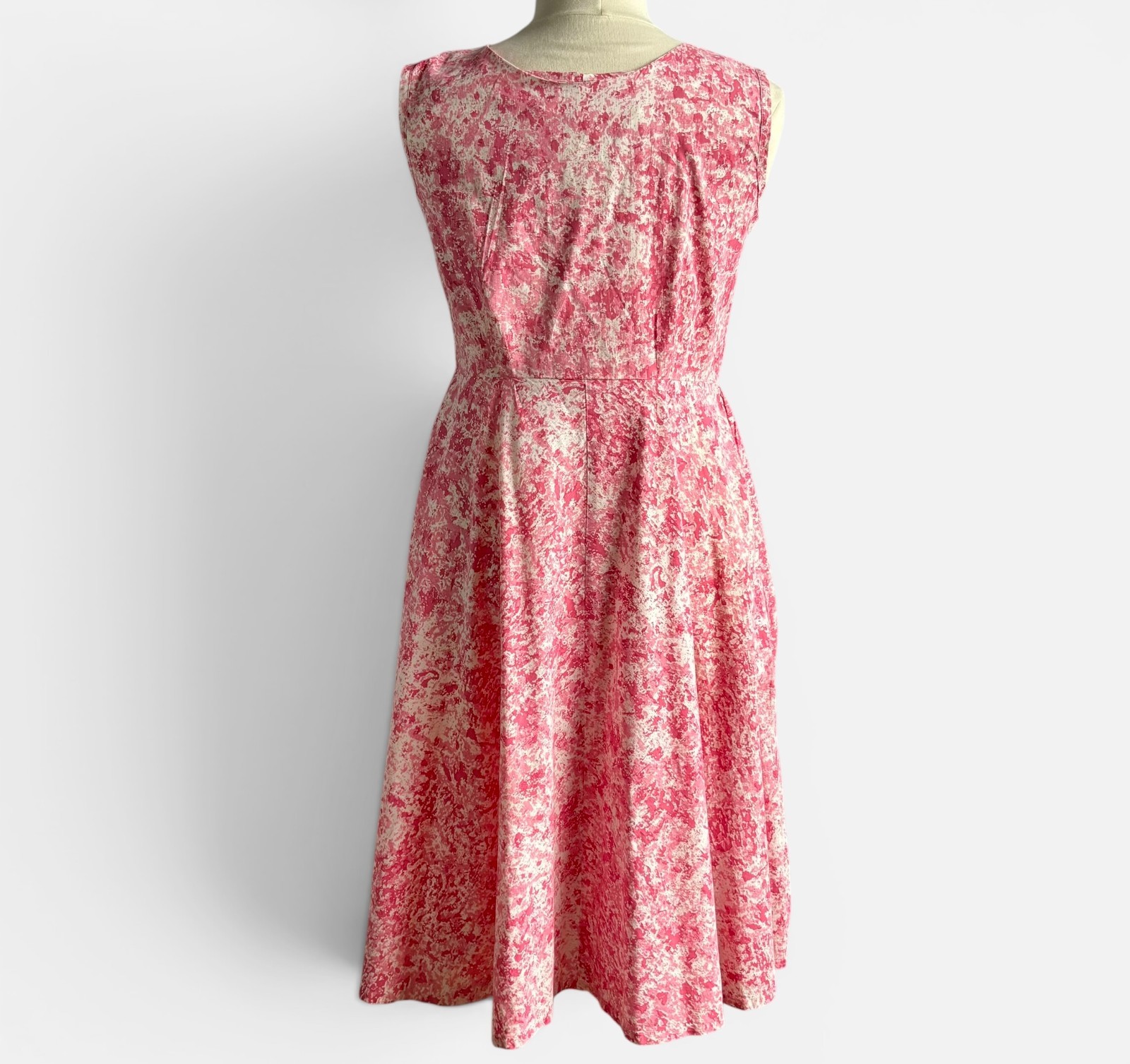 Vintage 1950s Pink Floral Cotton Button Down Sleeveless Summer Day Dress M/L