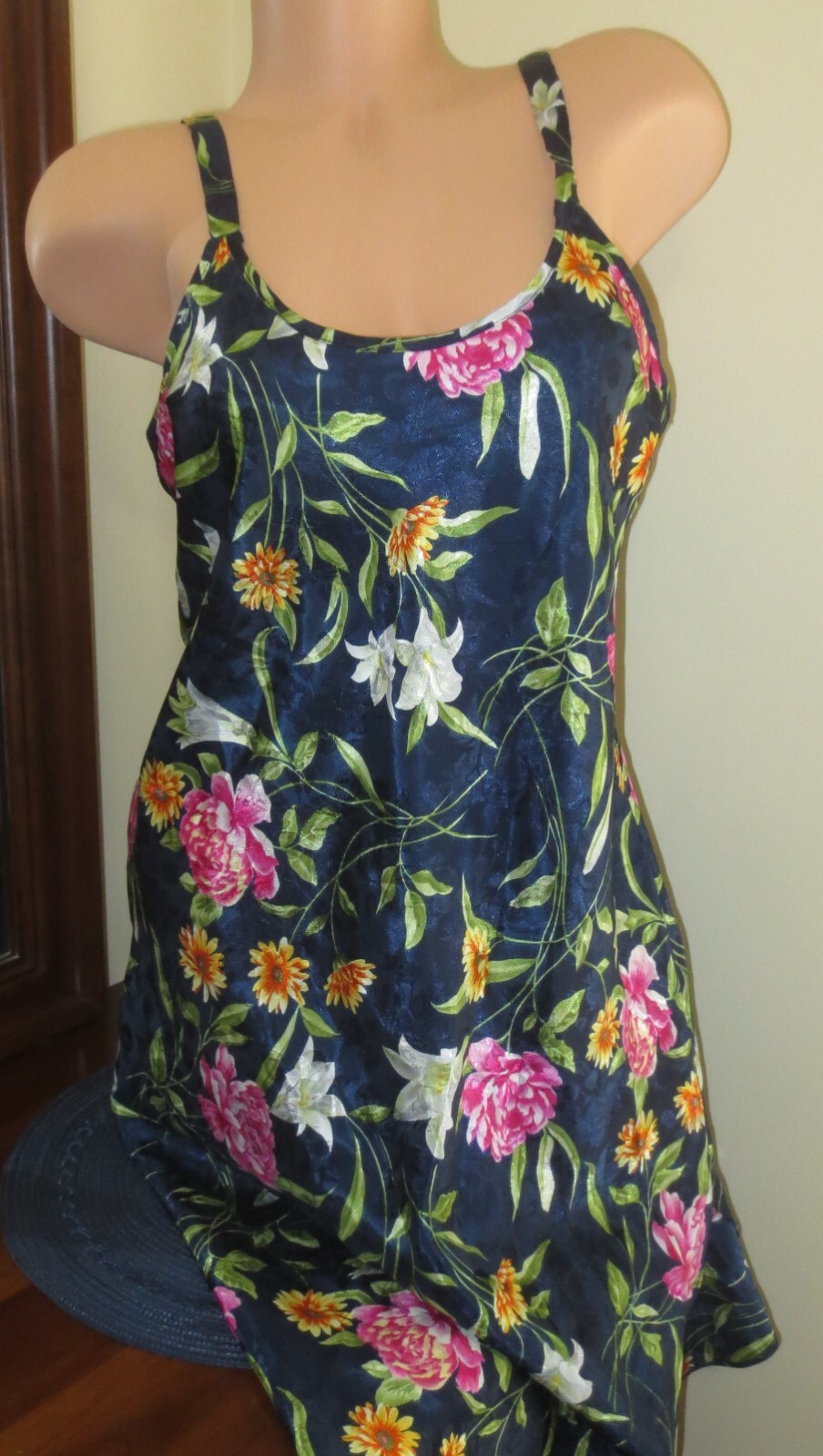 LA INTIMATES DEEP NAVY BLUE FLORAL 18″ SLIT SATIN bias MIDI night gown sz MED