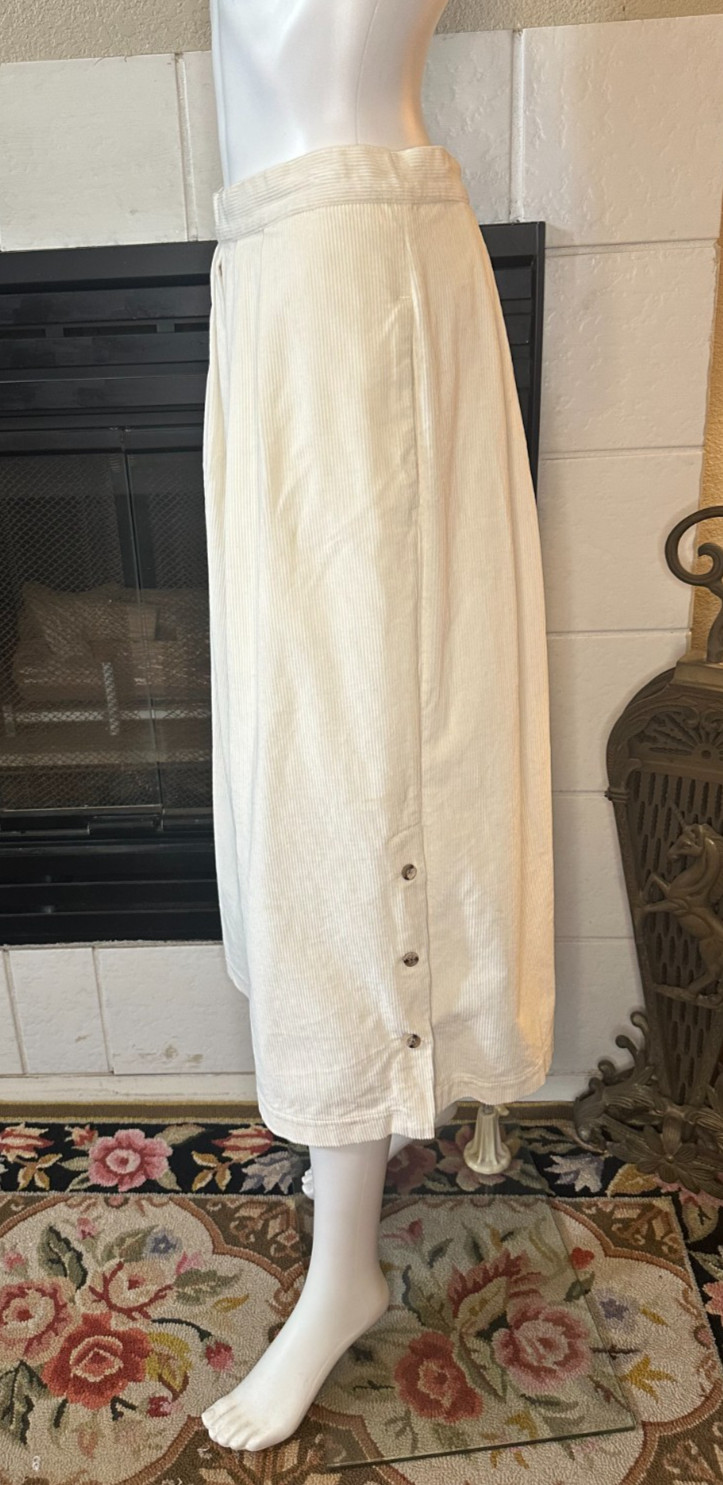 Vintage Calvin Klein Ivory Corduroy Straight Below Knee Skirt snap Slit