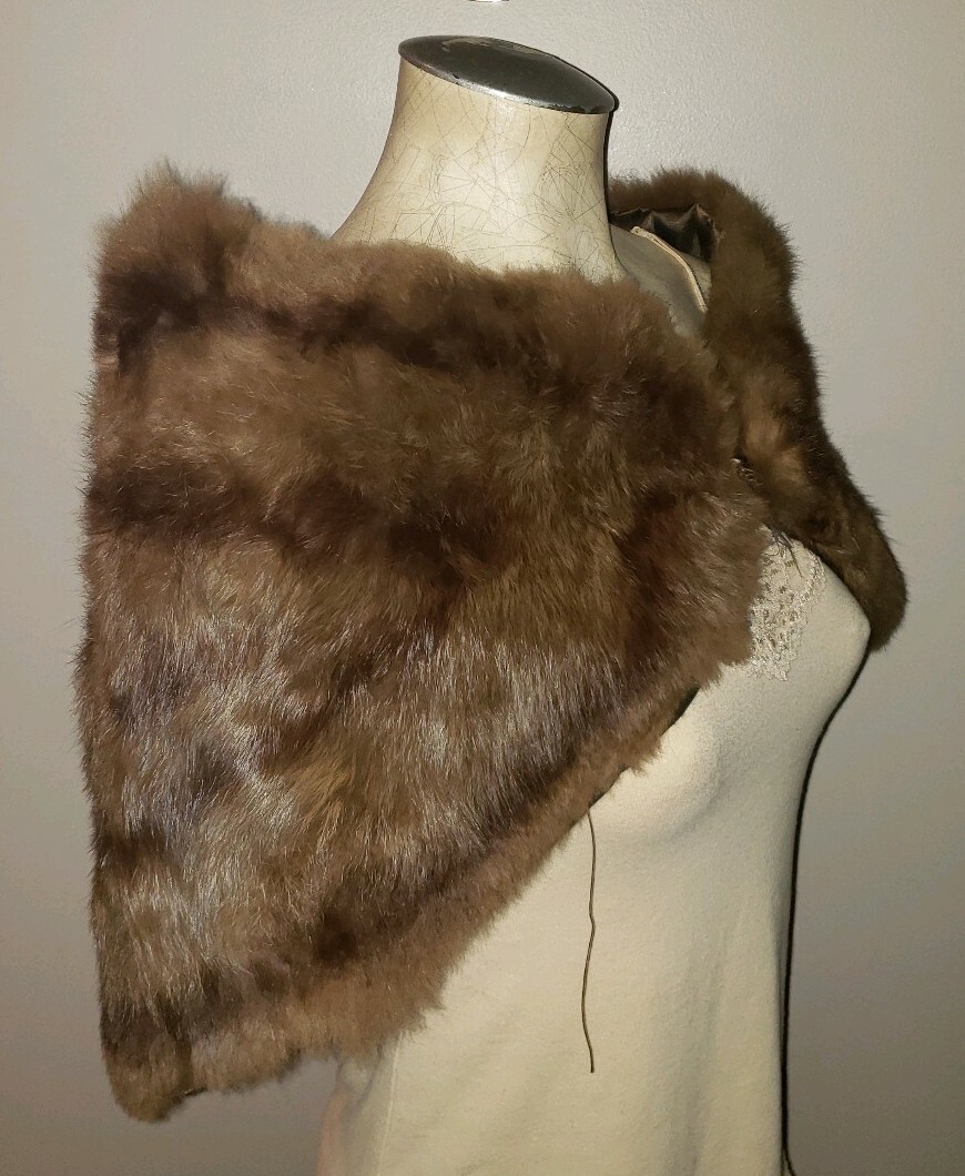 Vintage 1950’s era wild mink fur stole shawl caplet brown retro glam opera