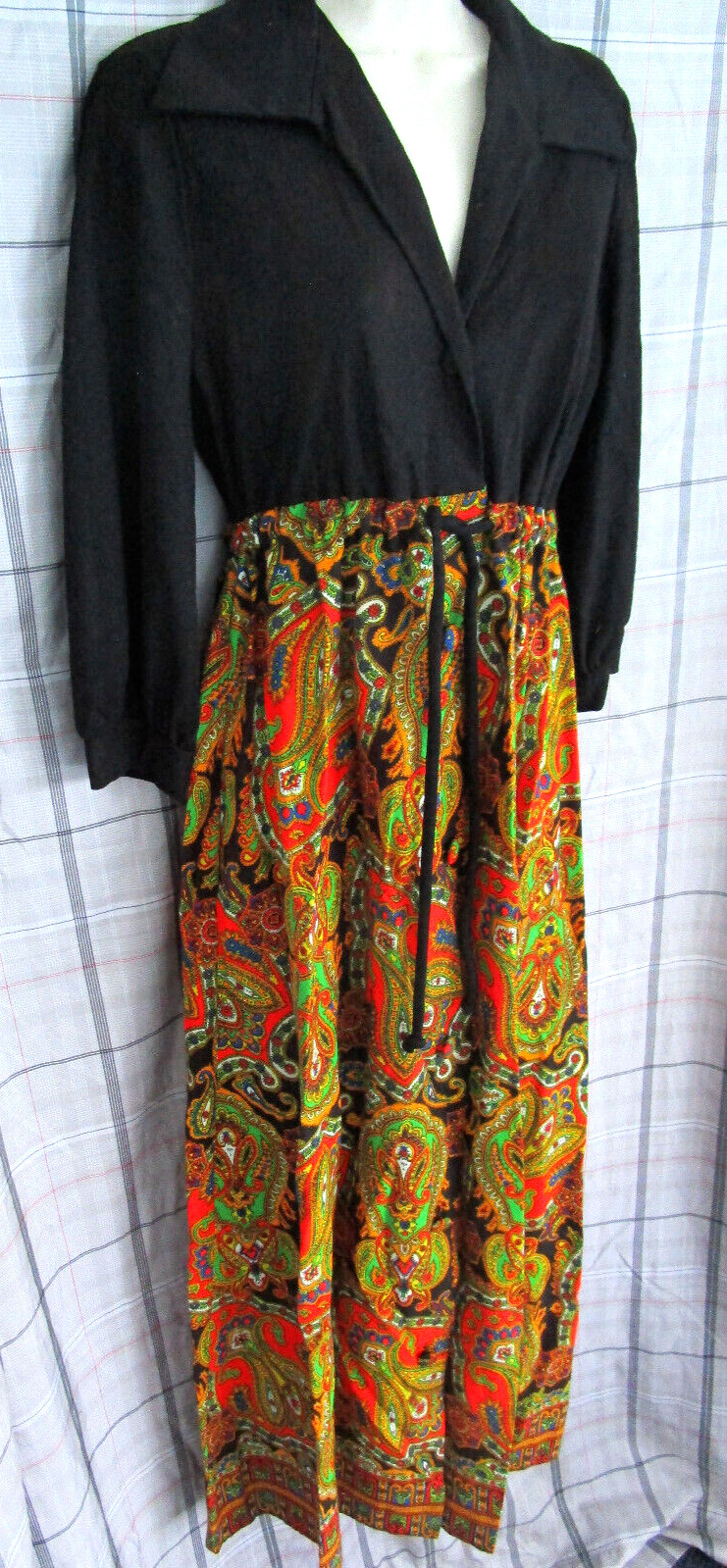Vtg 70s Hippie Hostess Gown Psychedelic Lounge Paisley Print 2 Tone Maxi Dress