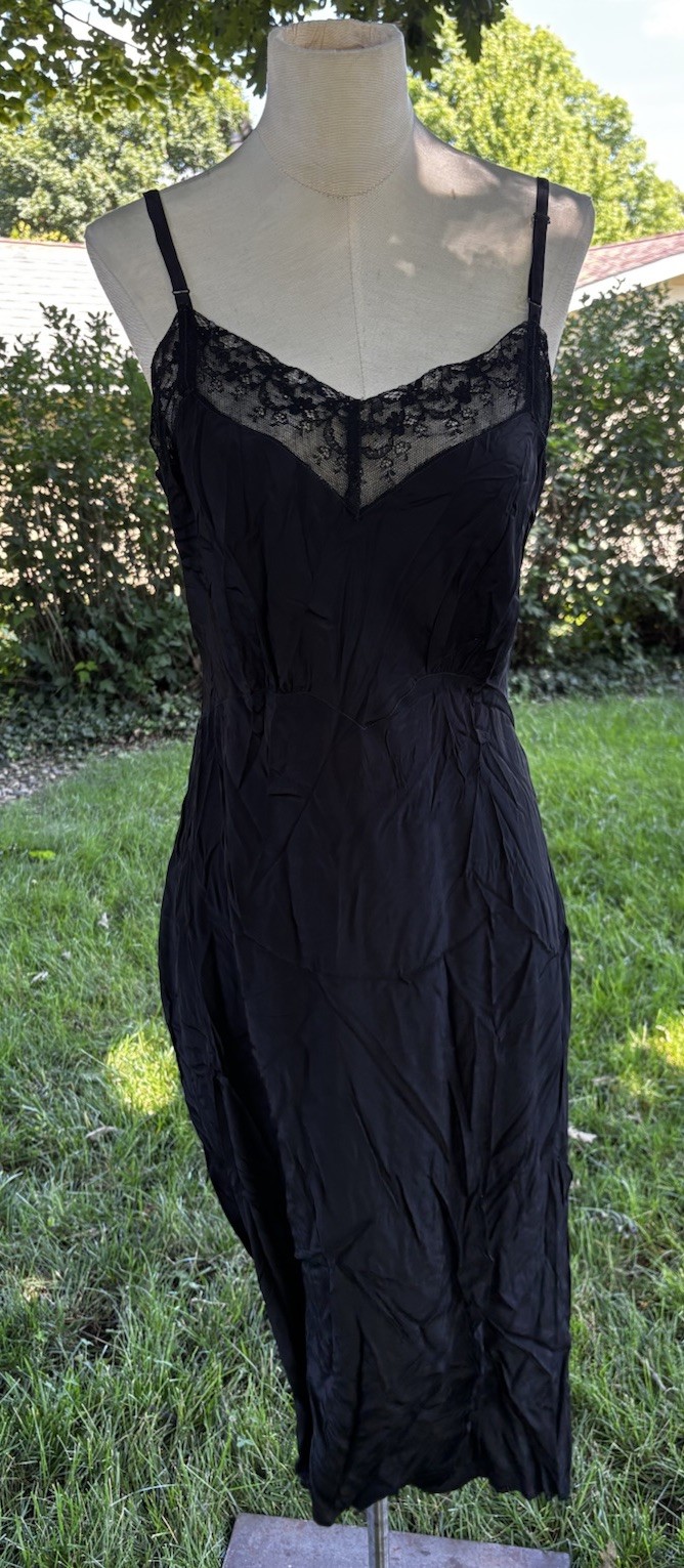VTG 1940s Black Bias Cut Rayon Midi Slip Dress Lace Sz L 40x30x38″ NICE
