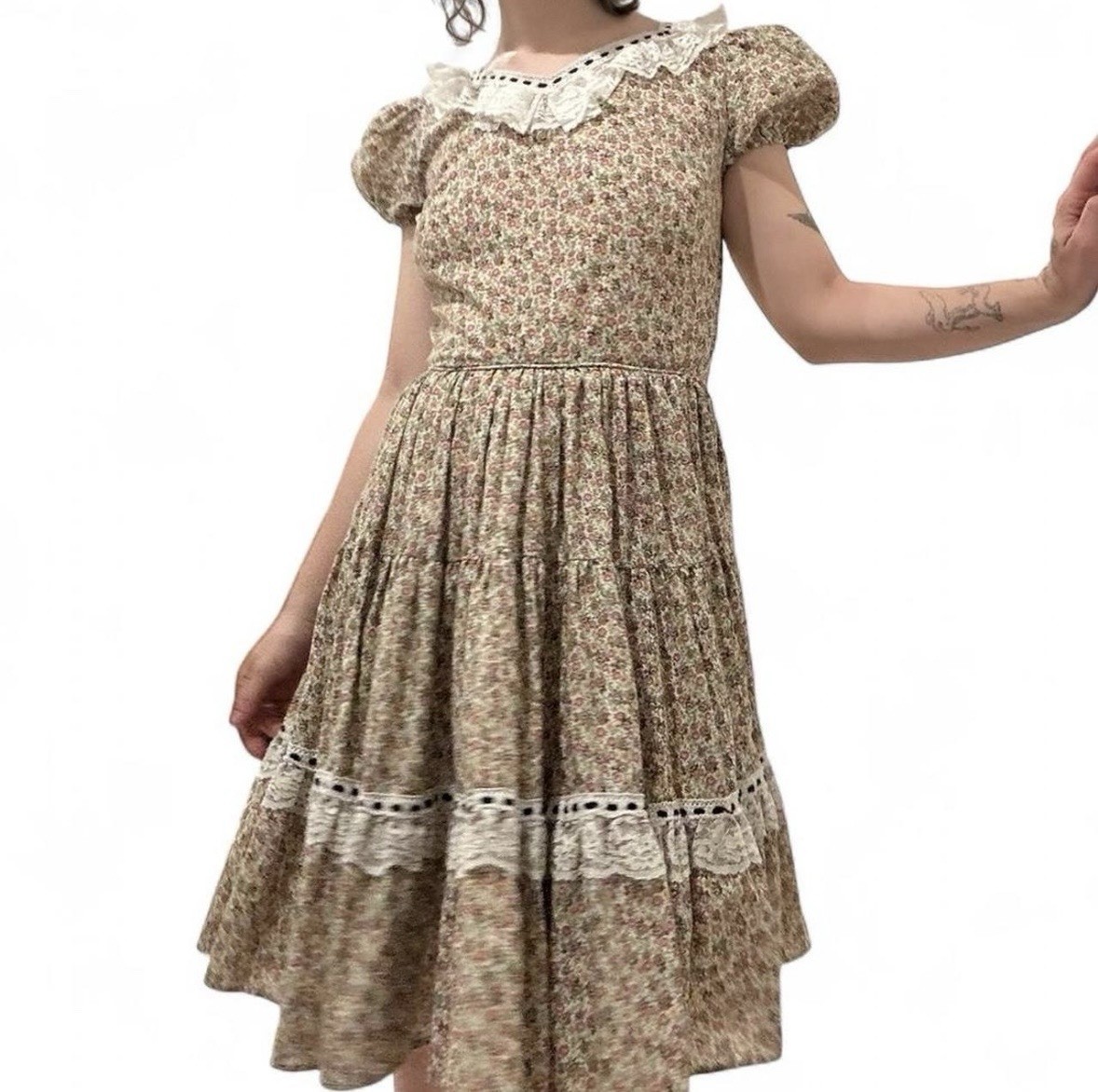 vintage 70s floral babydoll dress with lace trim