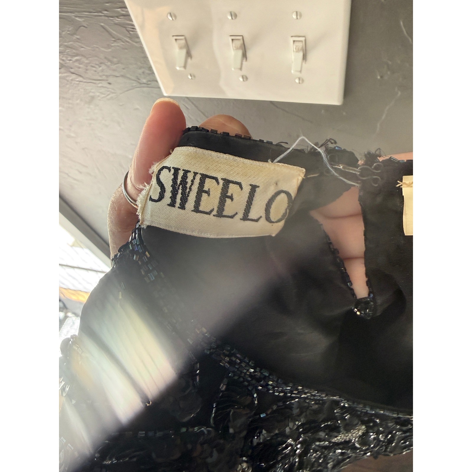 Sweelo Vintage Black Silk Beaded Sequin Floral Evening Top Short Sleeve Medium