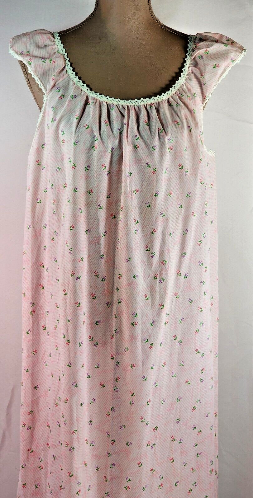 Vintage Nightgown PINK Floral MEDIUM Long gown Cotton Blend NOS so PRETTY!