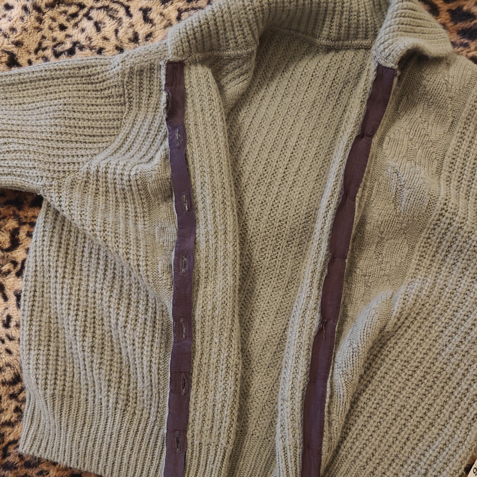 Vtg 60s 50s Khaki Olive Green Cable Knit Collared Cardigan Sweater Preppy Medium