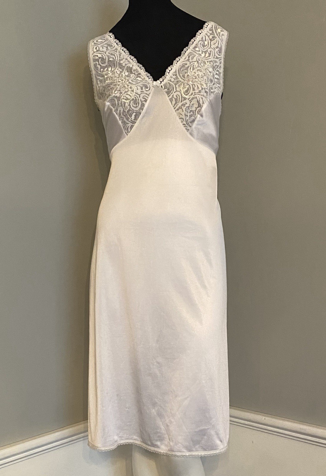 Vintage Silky White Satin Nylon and Lace Bust Full Slip Lingerie Size 38 V-Neck