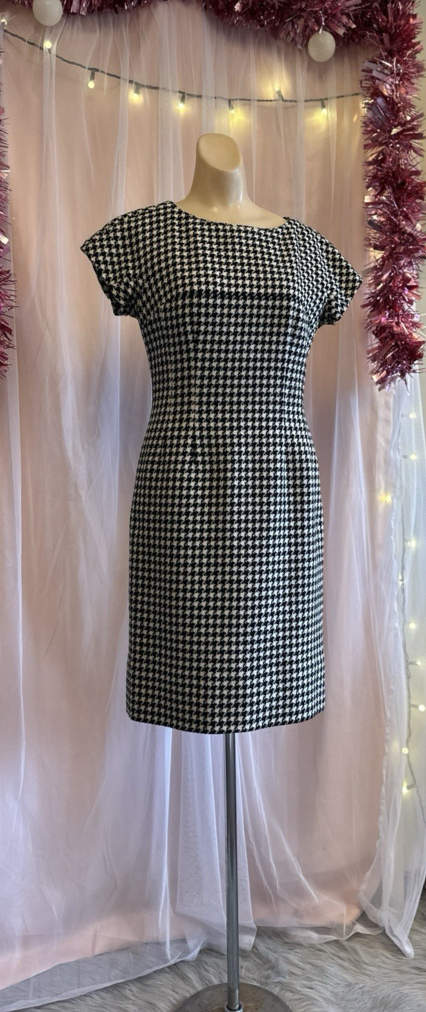 Vintage 60s Mini Dress Black White Houndstooth Preppy Mod Wool S