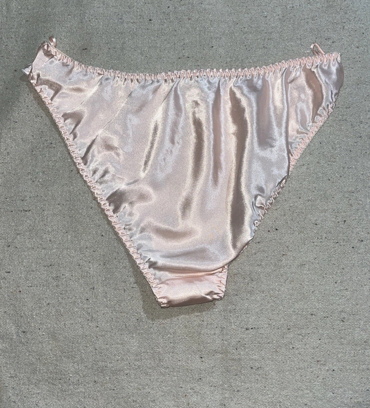 Vintage Morgan Taylor 90s Pink Shiny Satin Embroidered Sissy Shiny Panties M