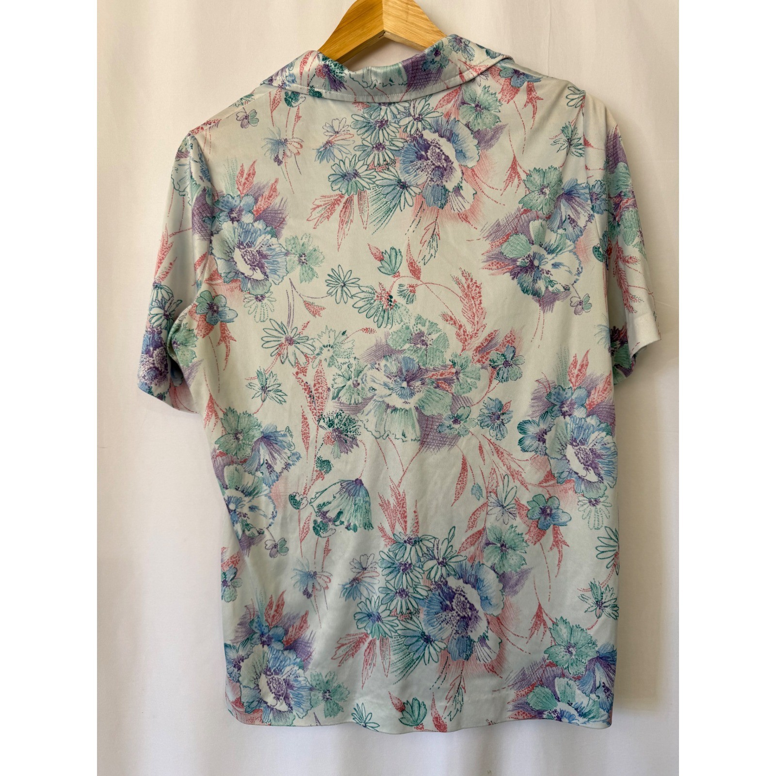 Vintage Floral Short Sleeve Button Up Blouse Pastel Blue Purple Large